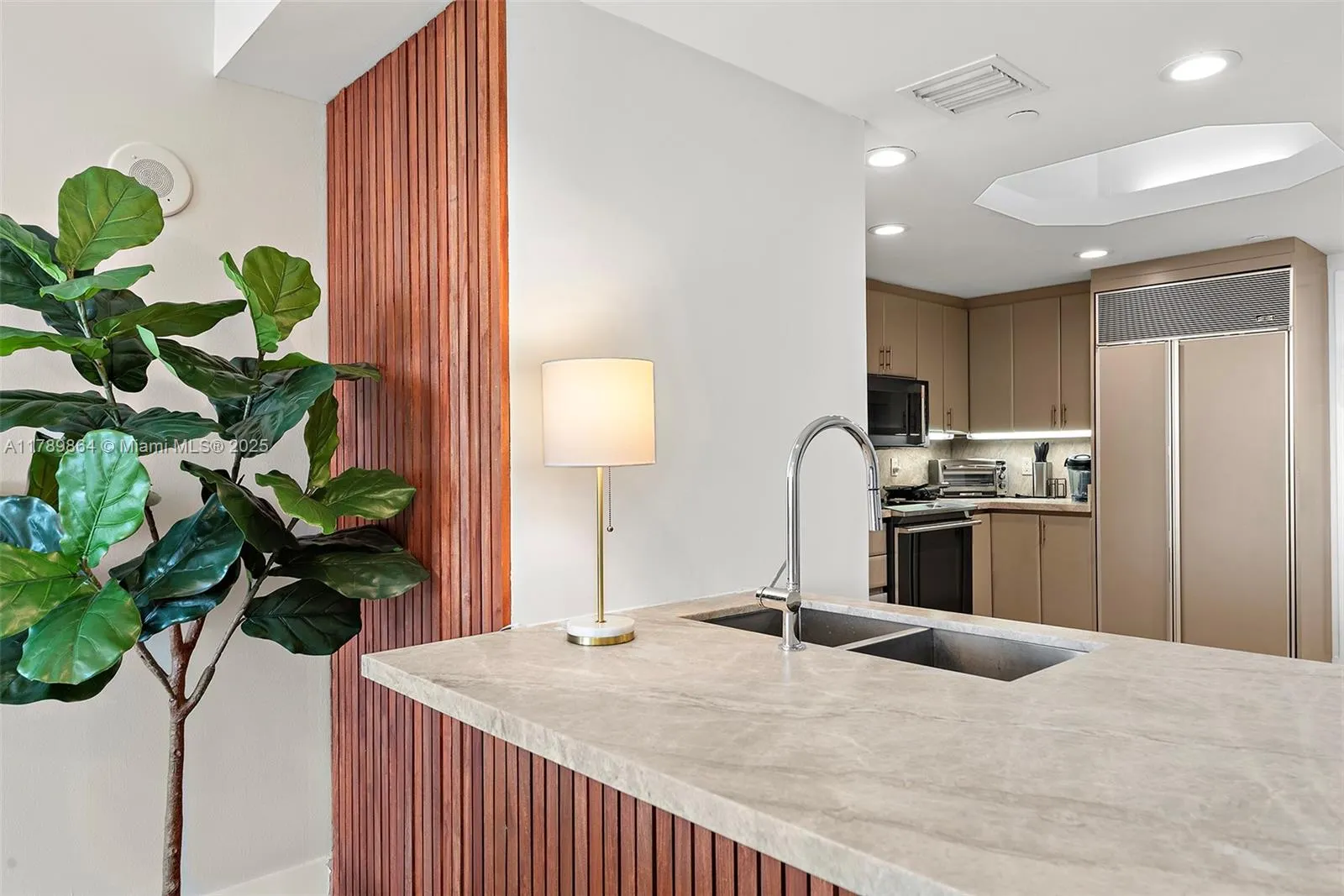 9595 Collins Ave, #N10F