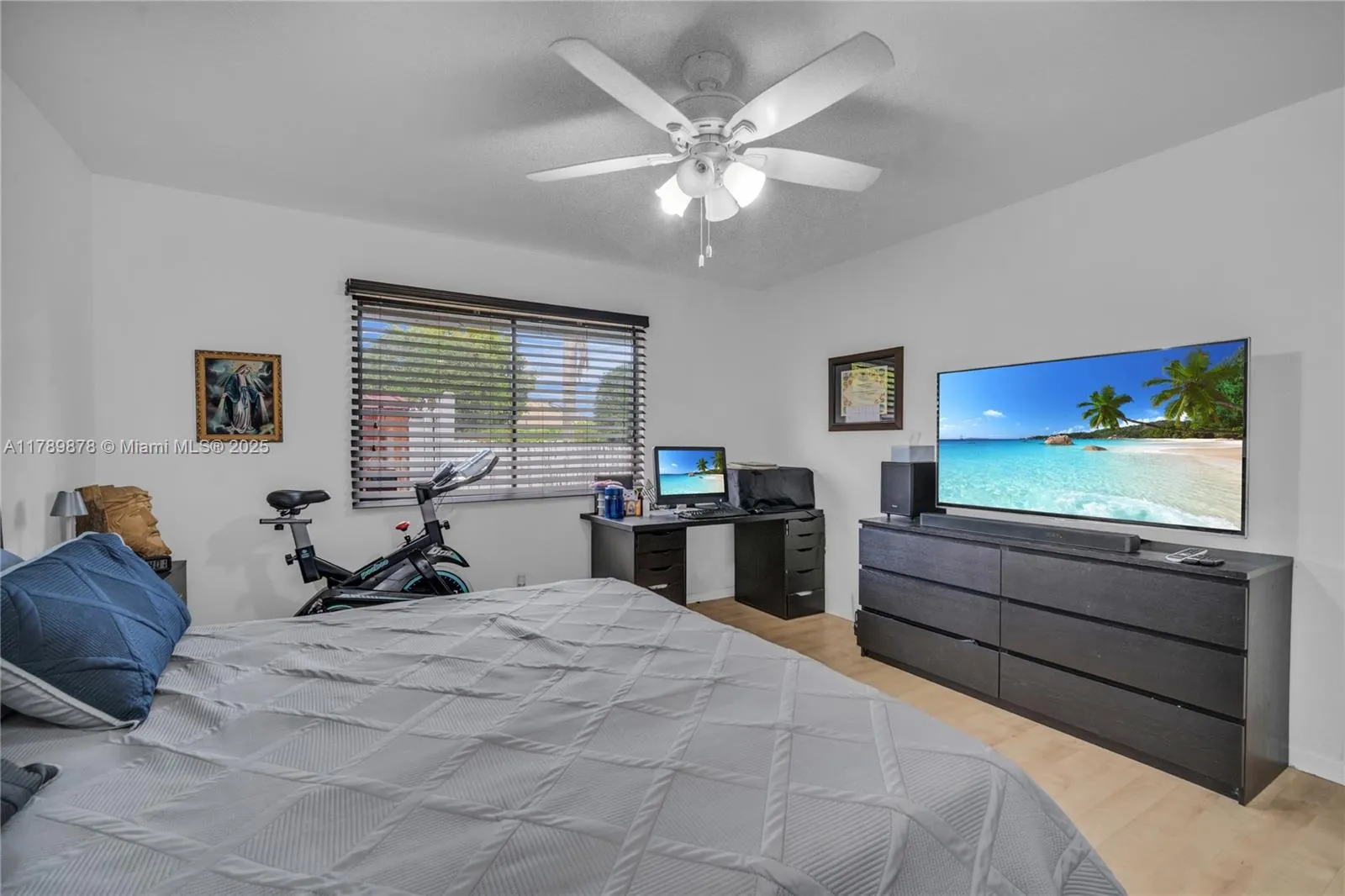 22430 Sea Bass Dr