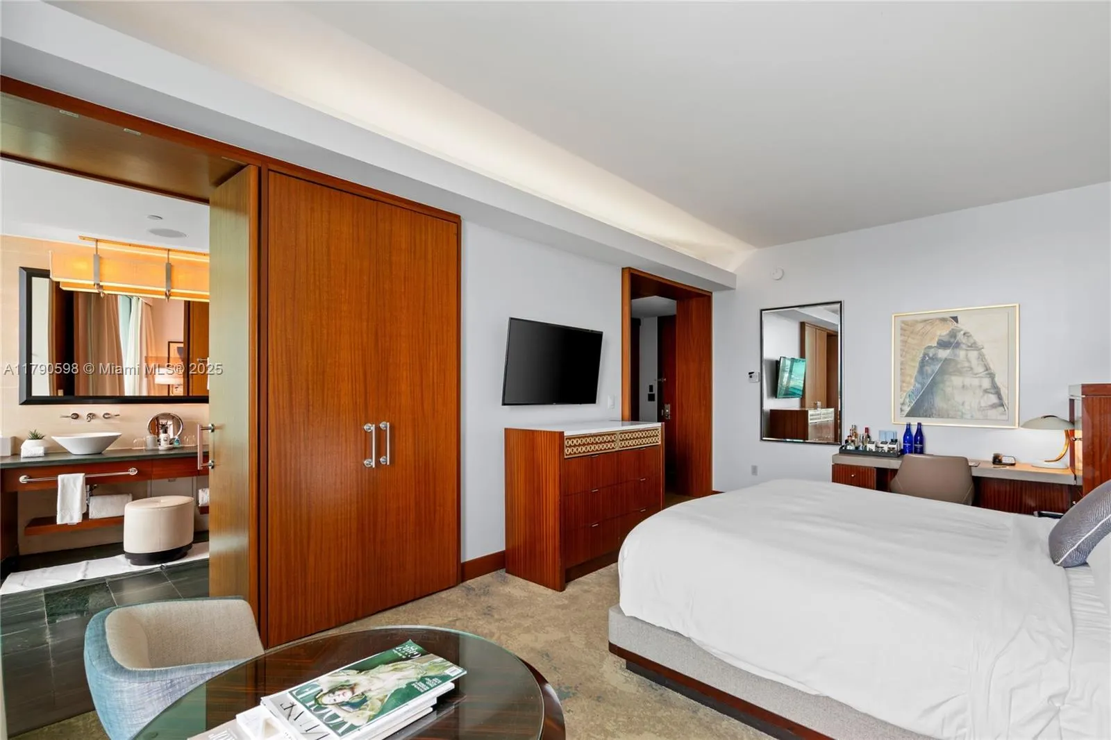 10295 Collins Ave, #312