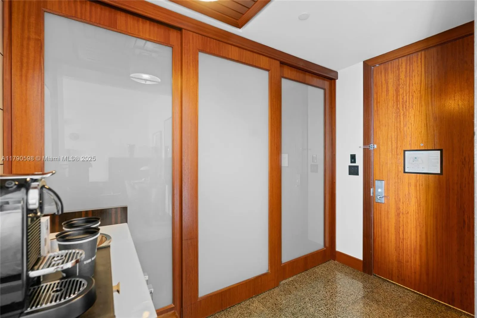 10295 Collins Ave, #312