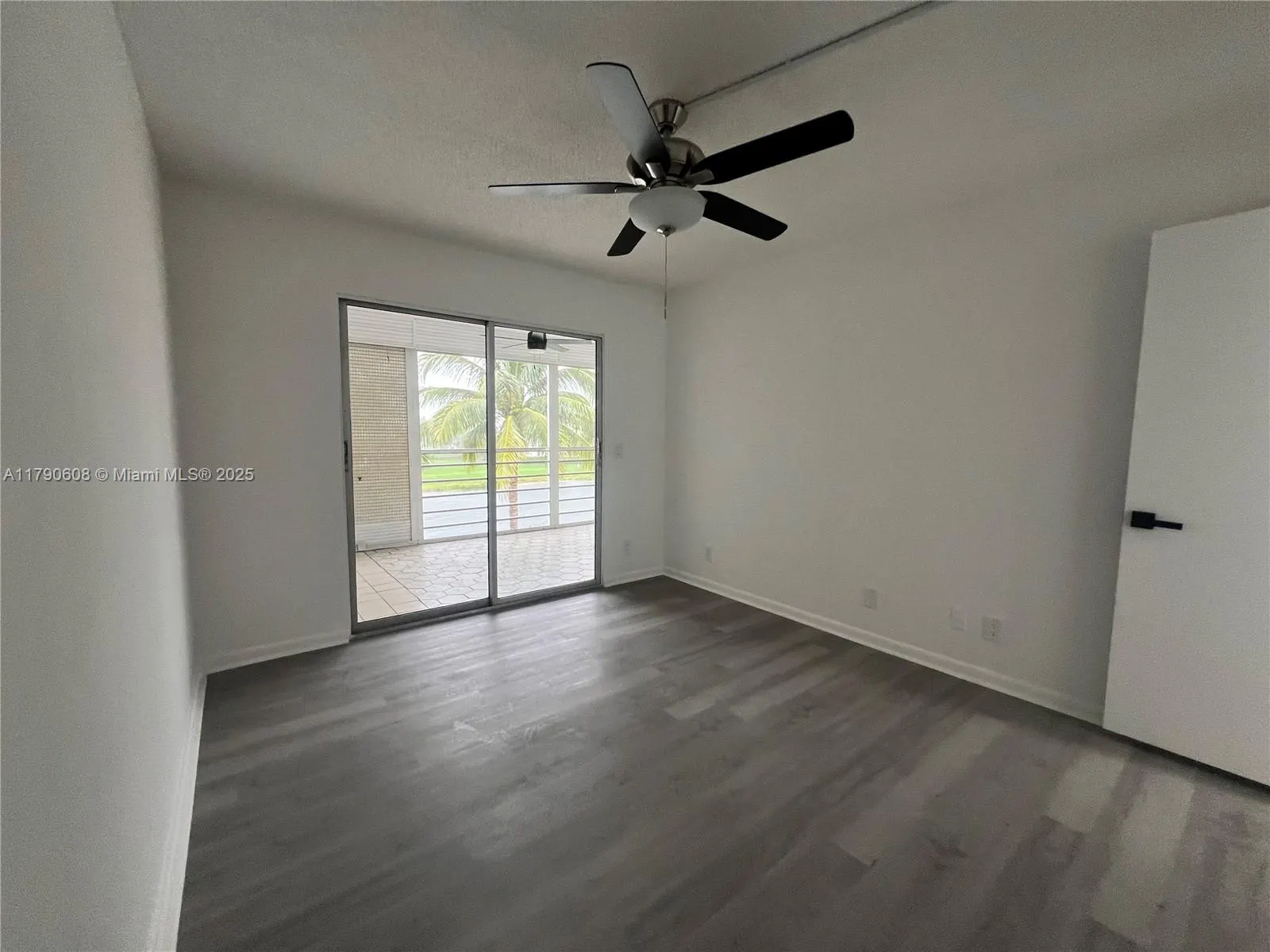 3089 E Yarmouth  E, #3089
