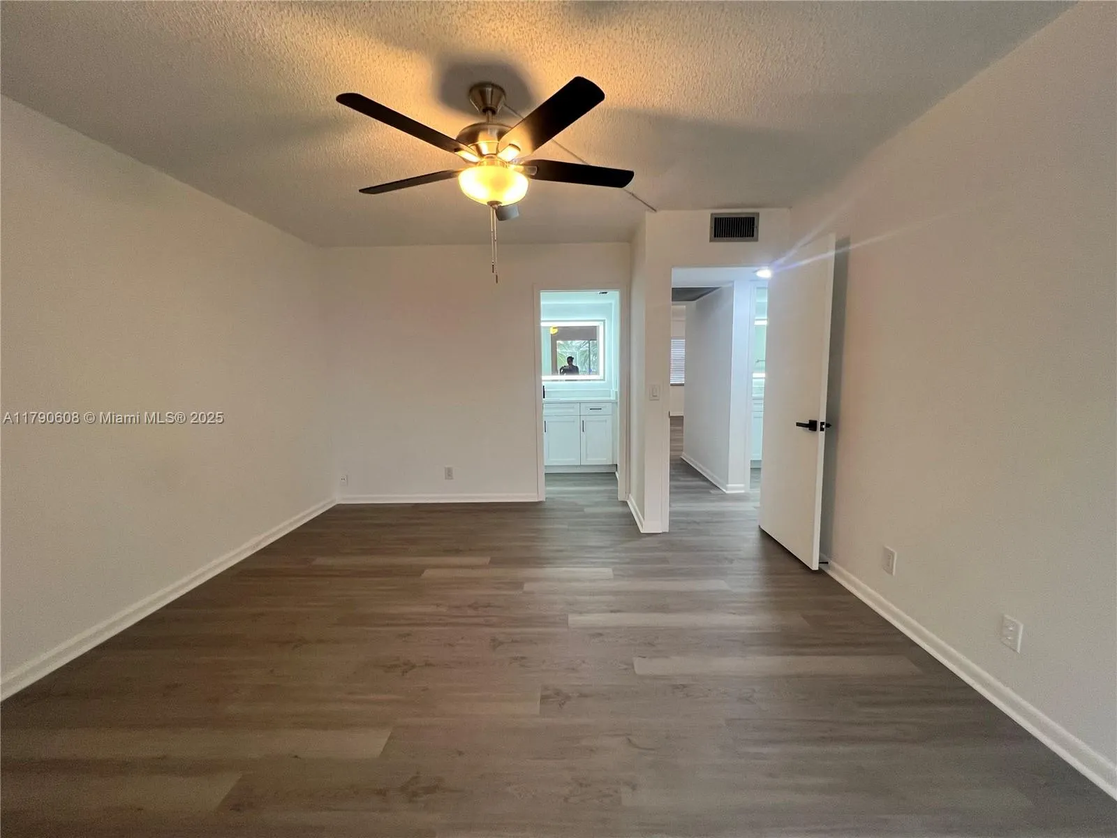 3089 E Yarmouth  E, #3089