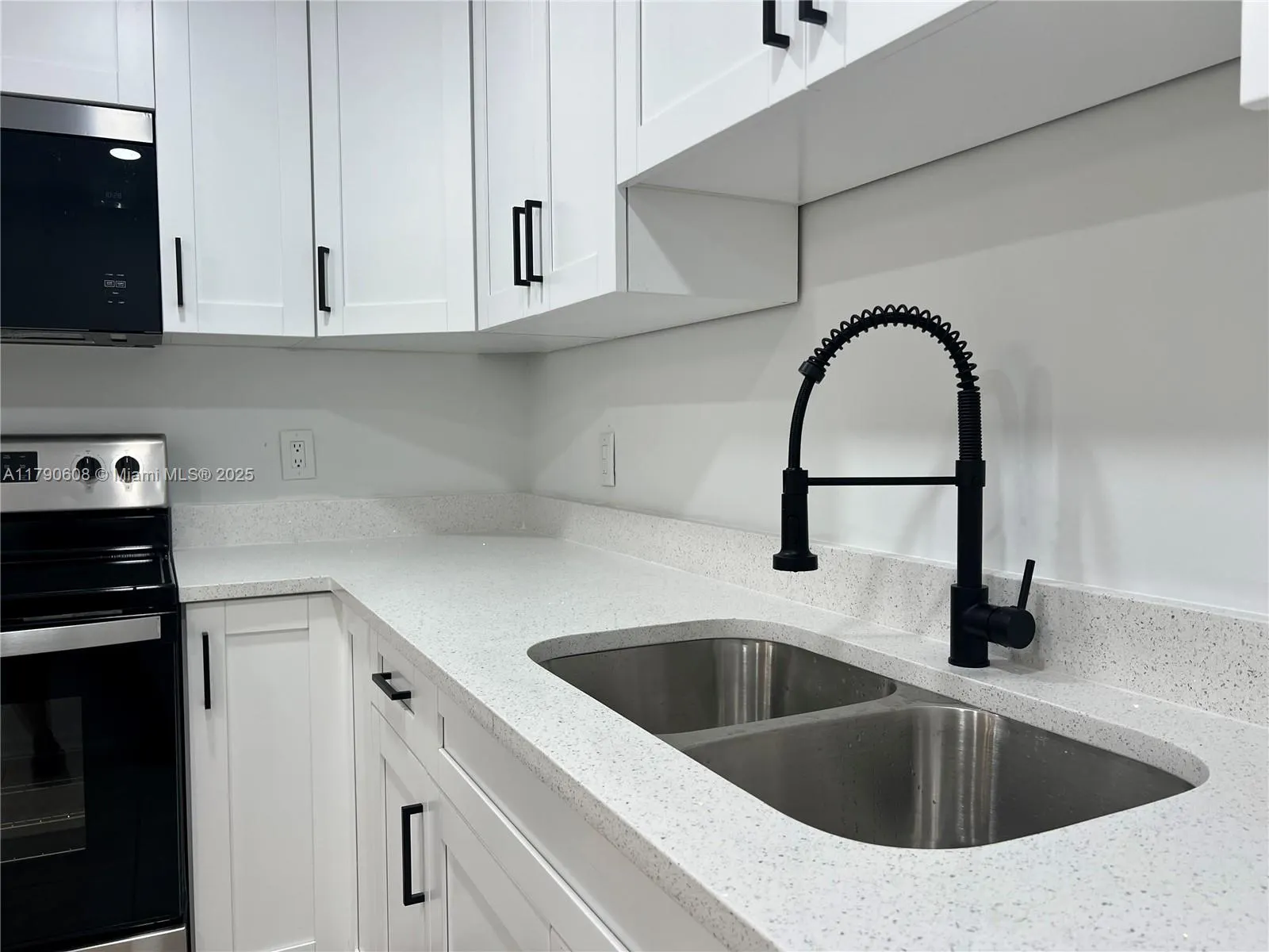 3089 E Yarmouth  E, #3089