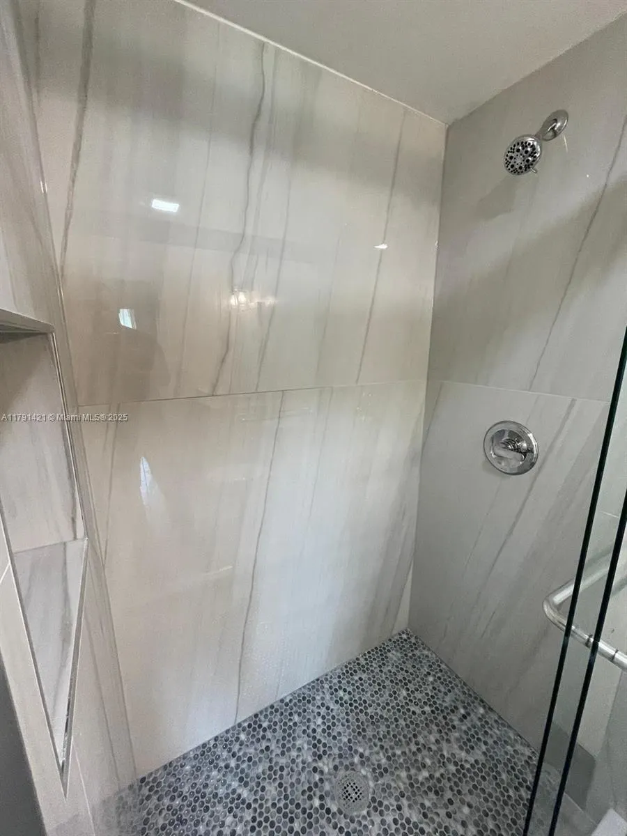 9851 Sandalfoot Blvd, #208