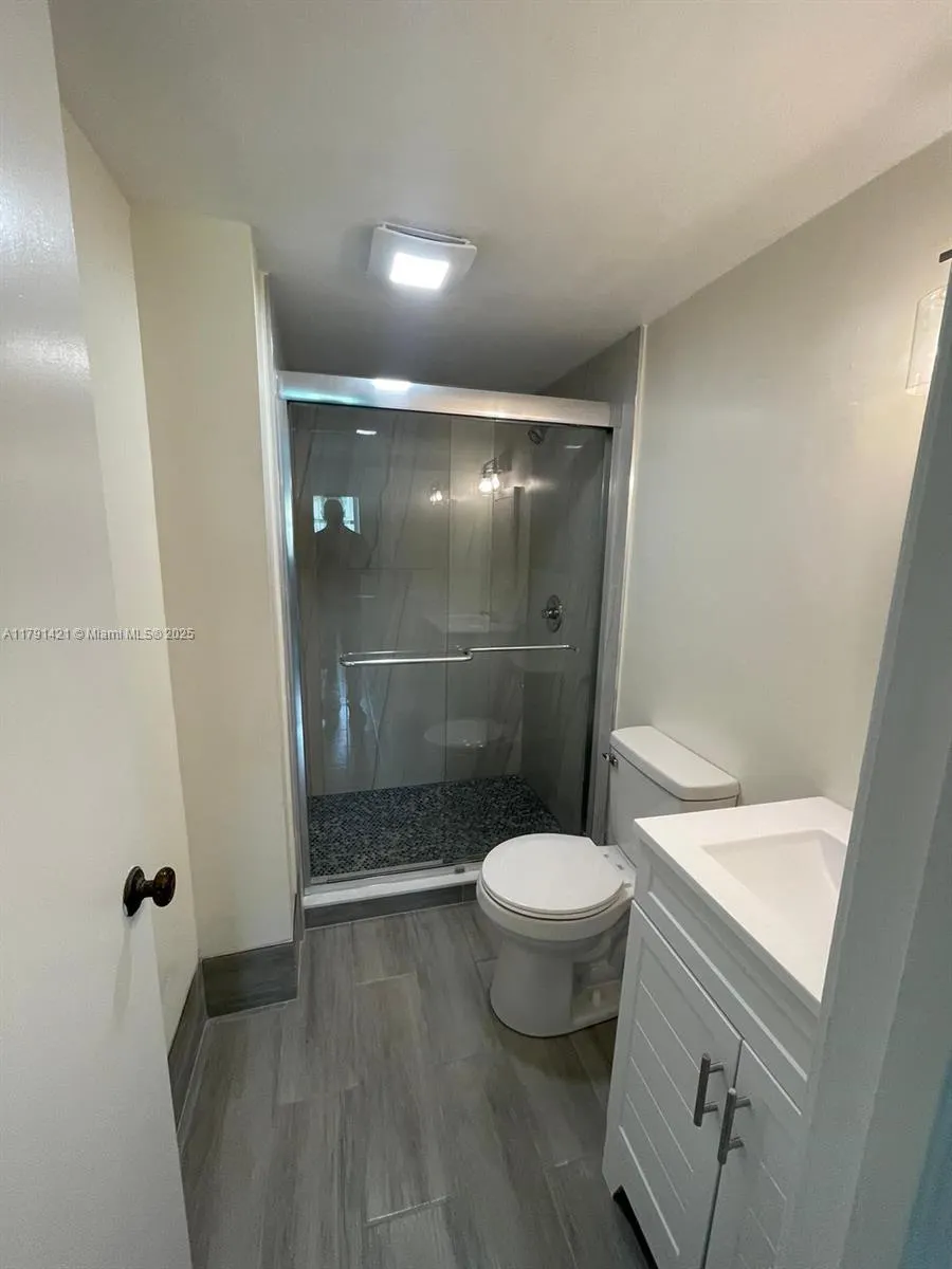 9851 Sandalfoot Blvd, #208