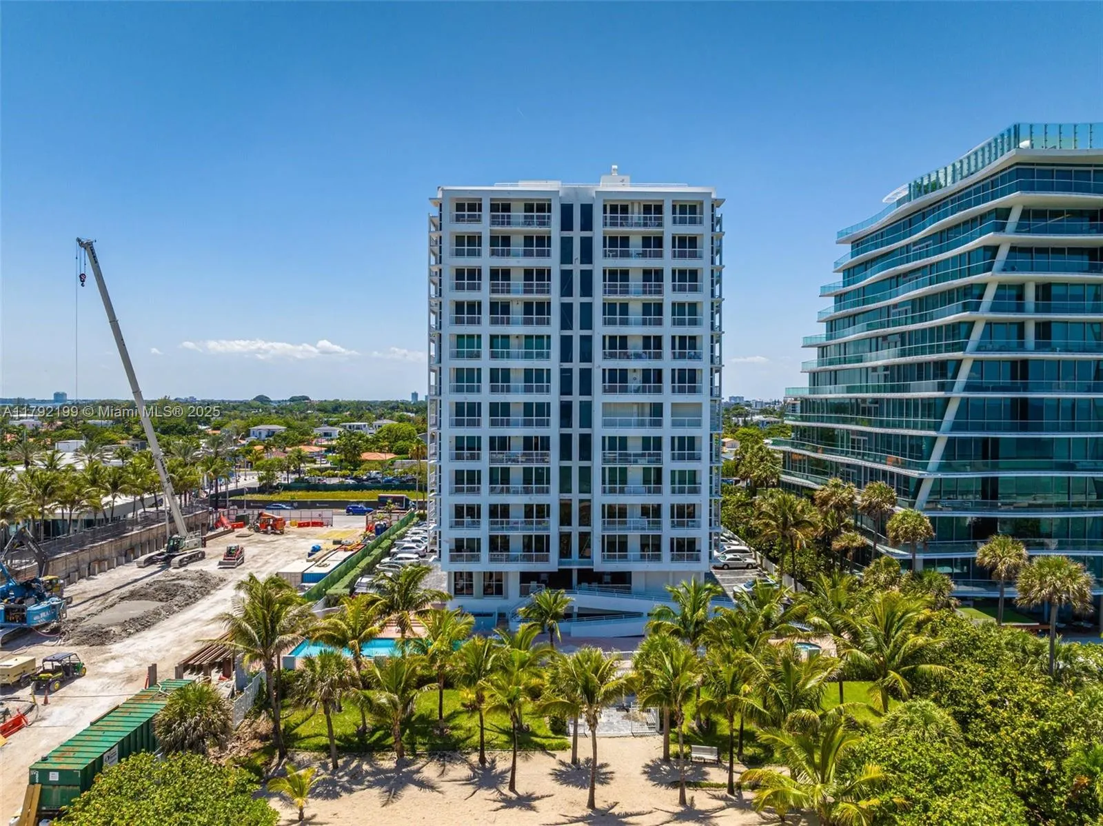 9341 Collins Ave, #1204