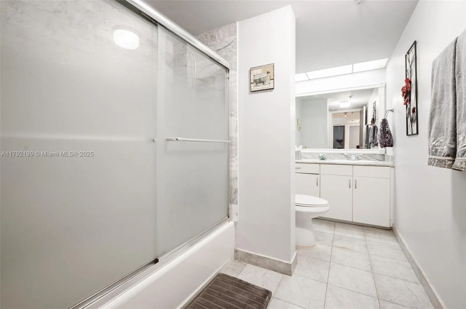 9341 Collins Ave, #1204