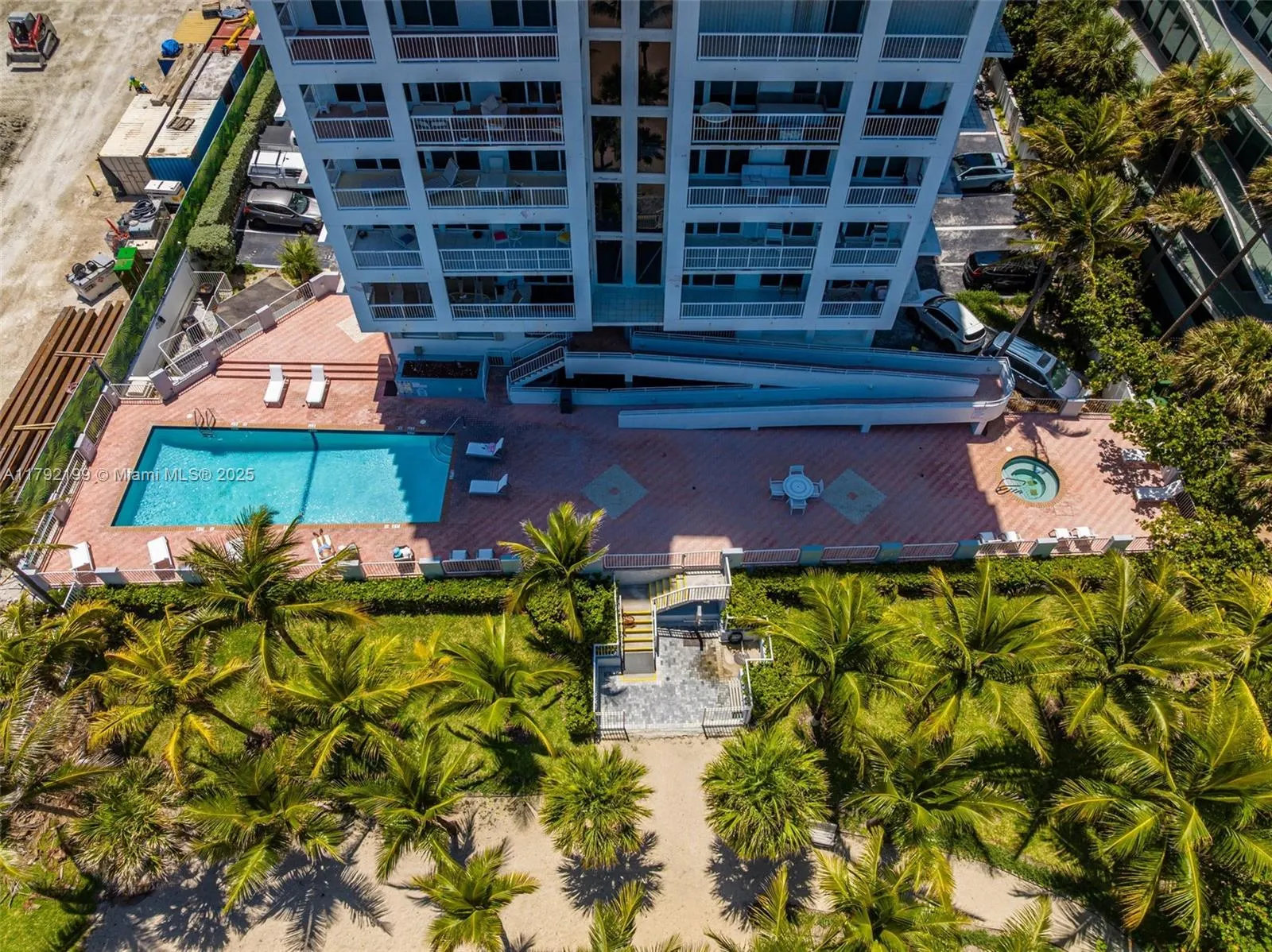 9341 Collins Ave, #1204