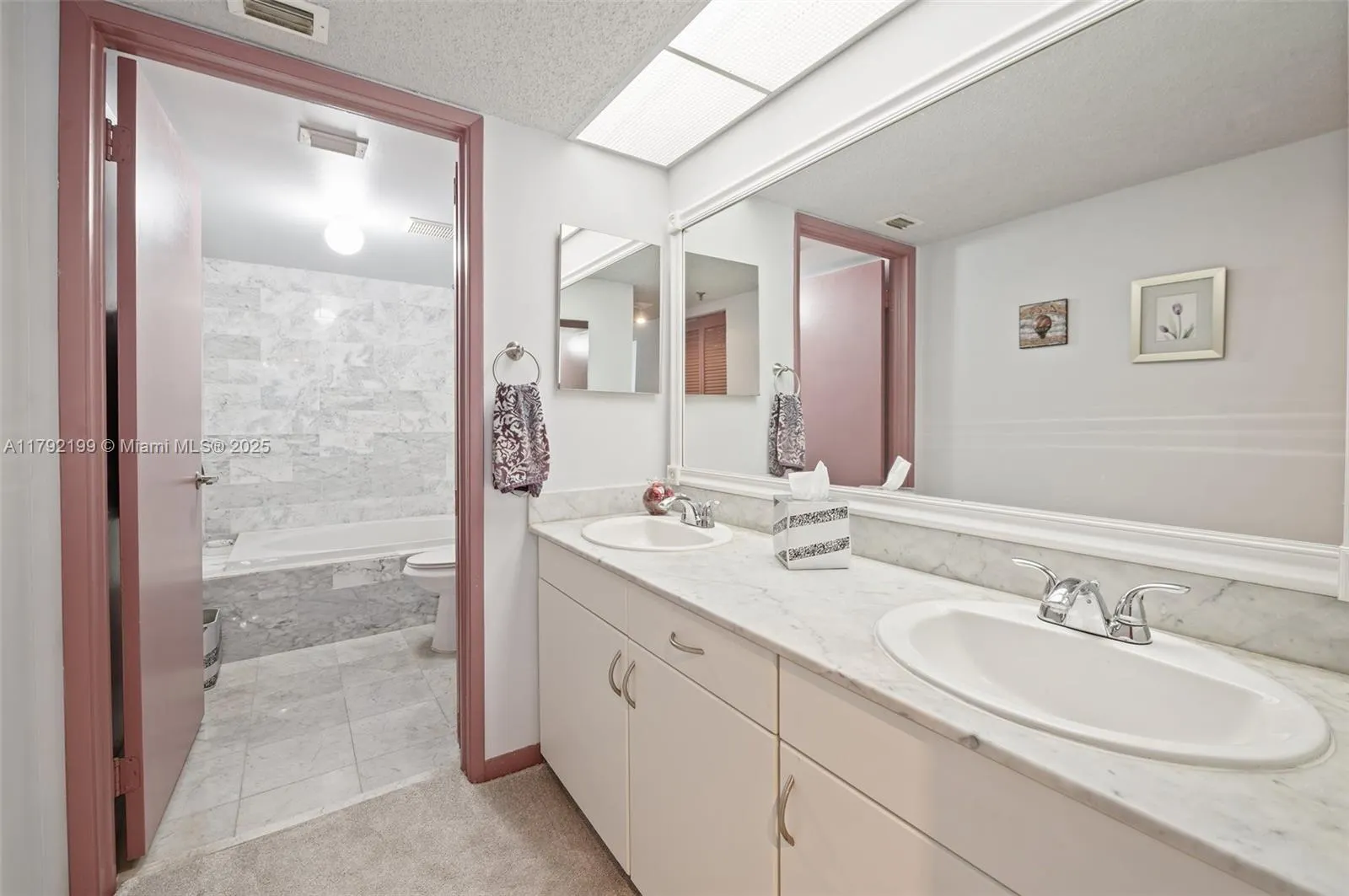 9341 Collins Ave, #1204