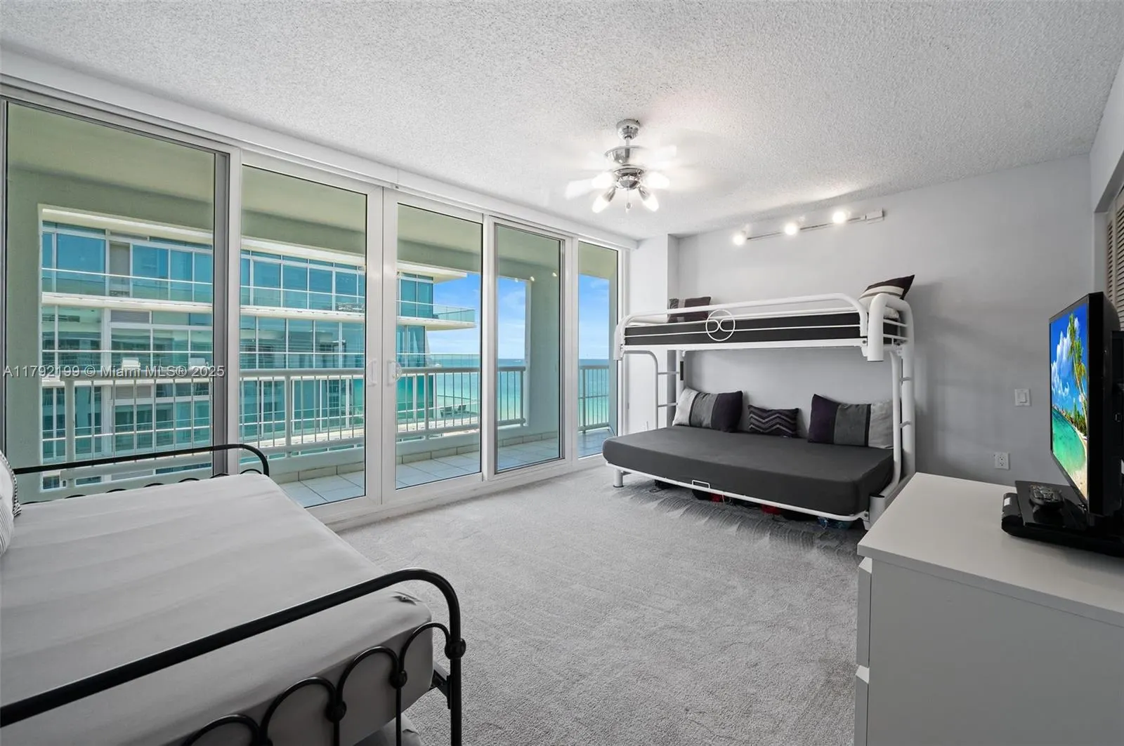 9341 Collins Ave, #1204
