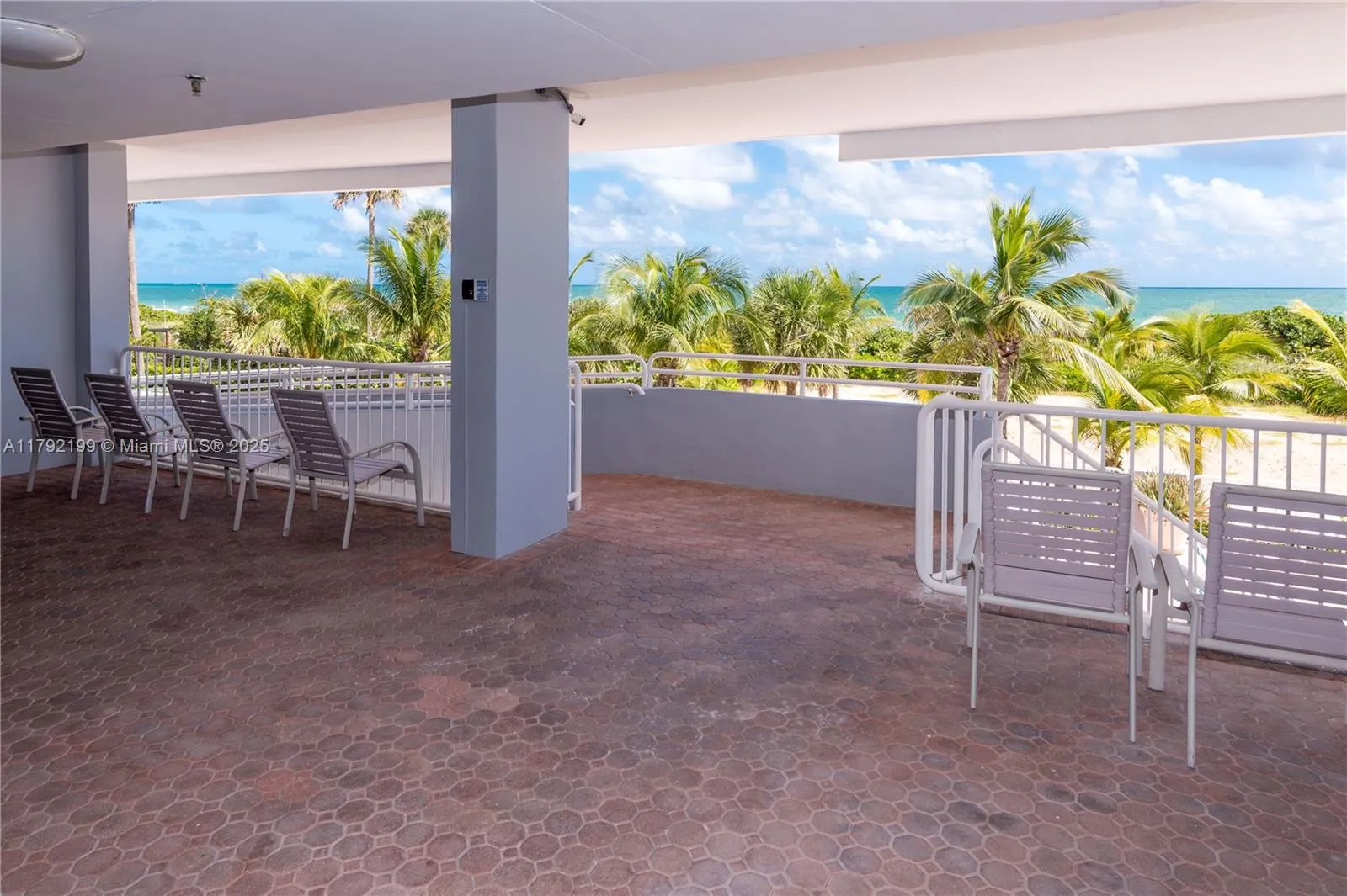 9341 Collins Ave, #1204