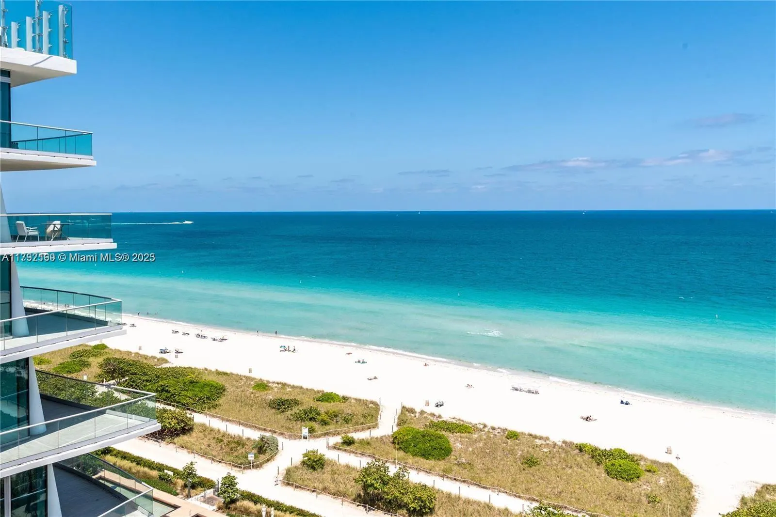 9341 Collins Ave, #1204
