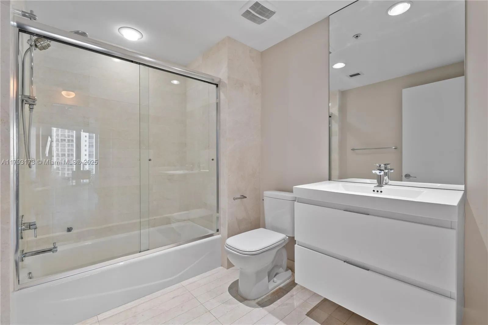 17301 Biscayne Blvd, #603