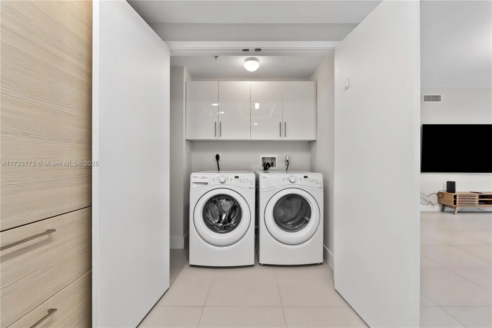 17301 Biscayne Blvd, #603
