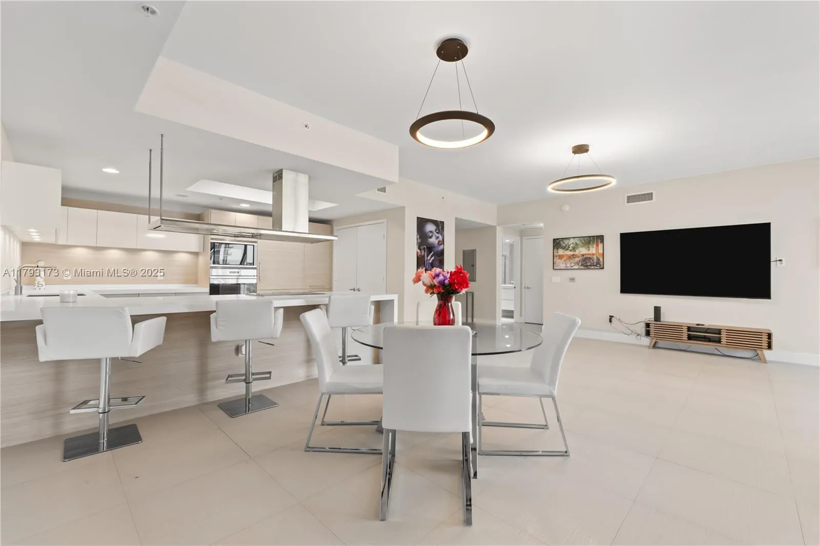 17301 Biscayne Blvd, #603
