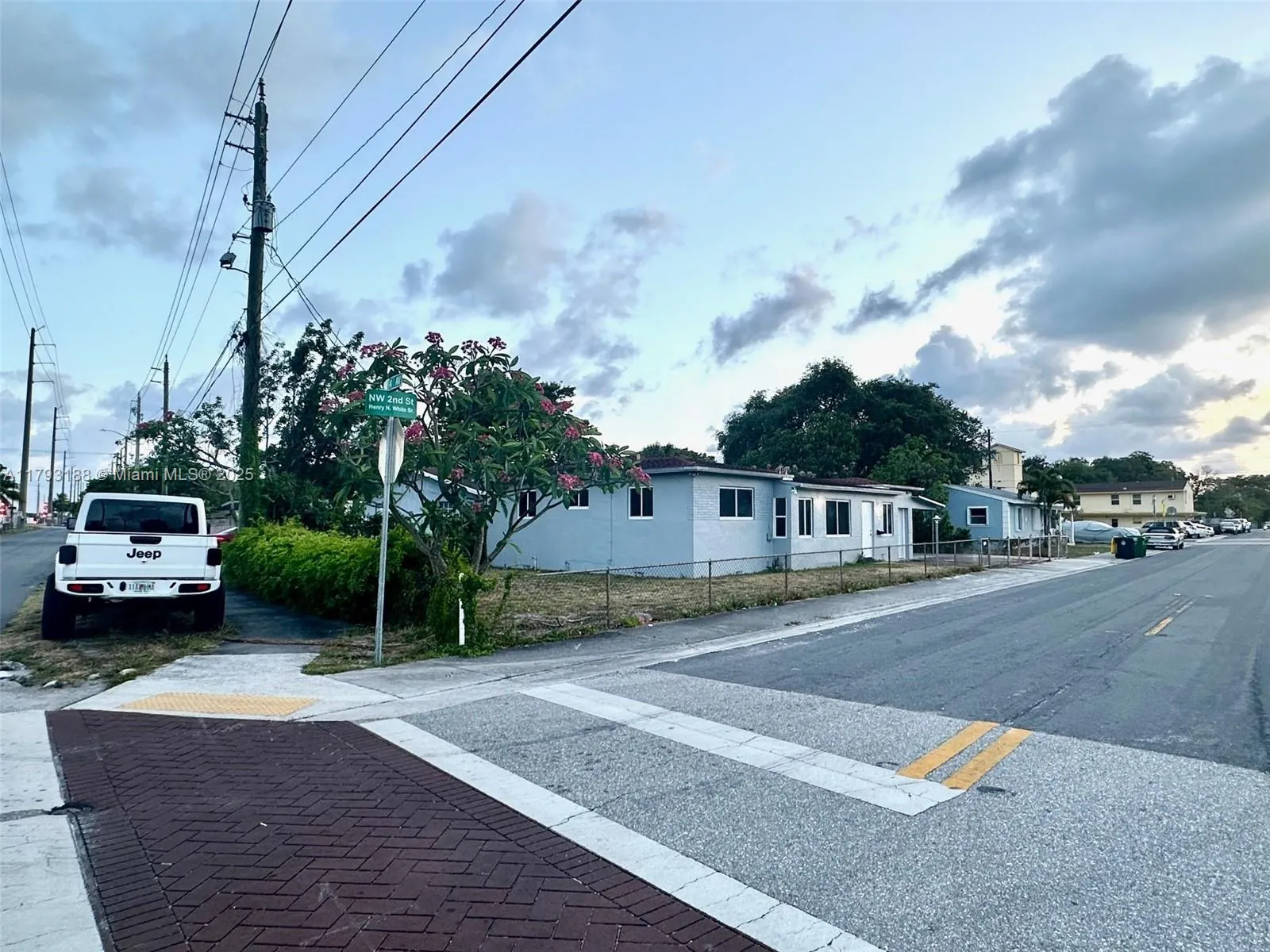 145 NW 2nd St