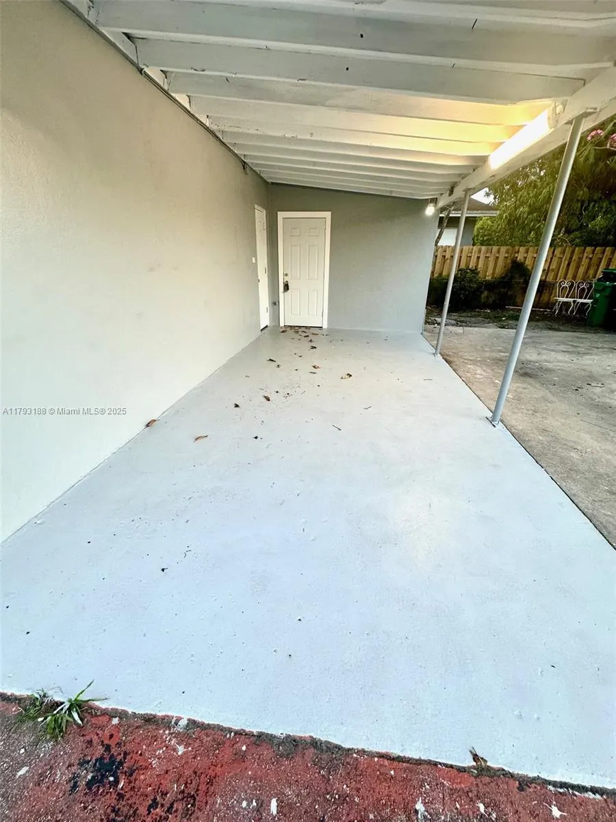 145 NW 2nd St