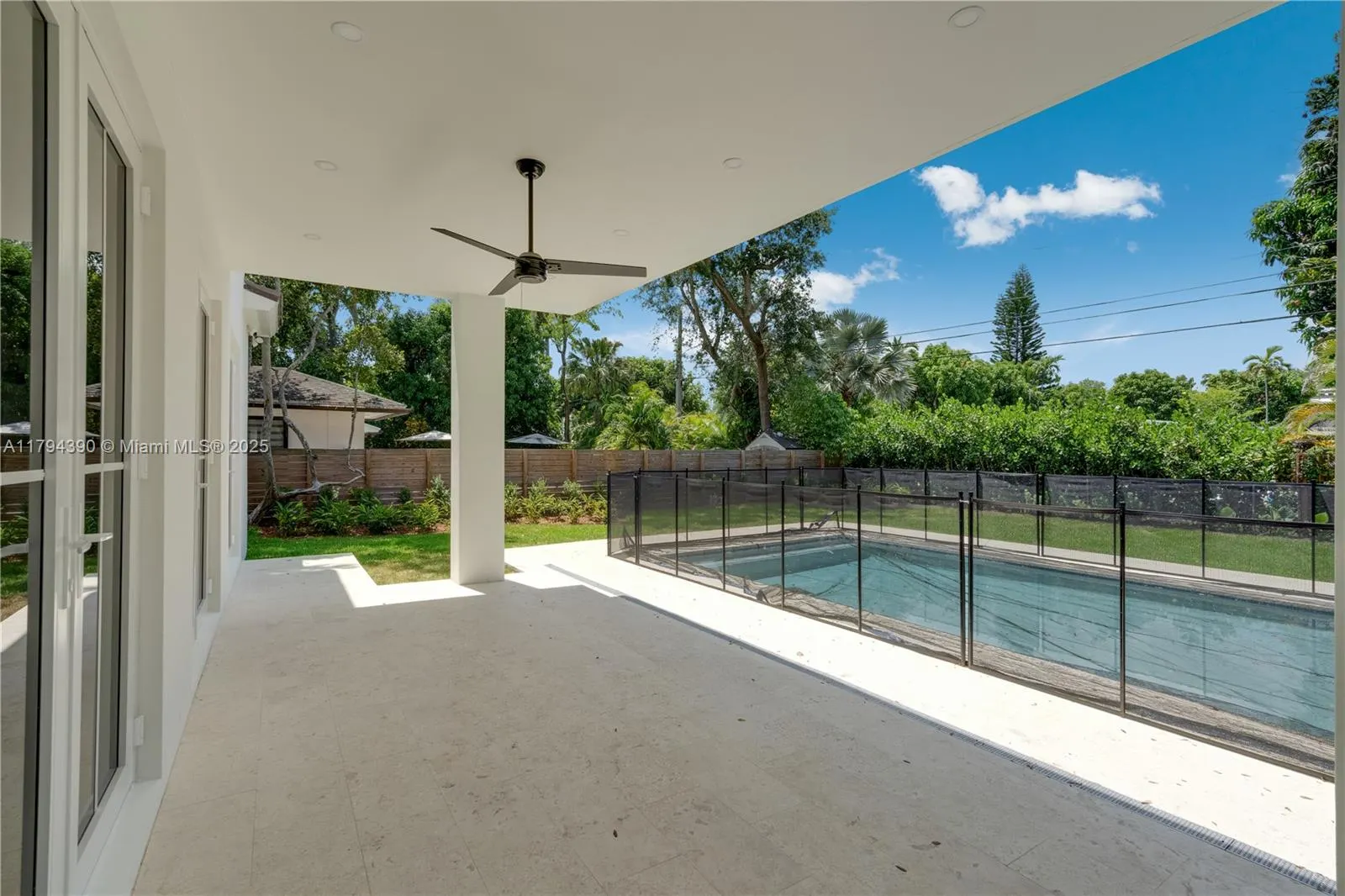 6747 SW 77th Ter
