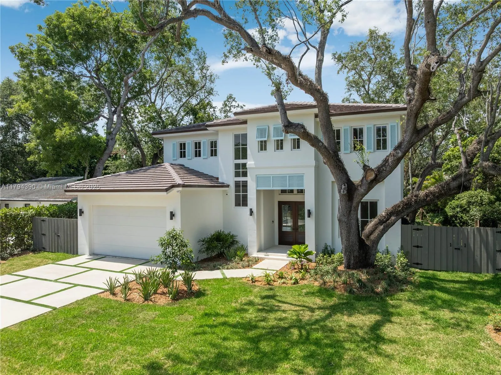 6747 SW 77th Ter