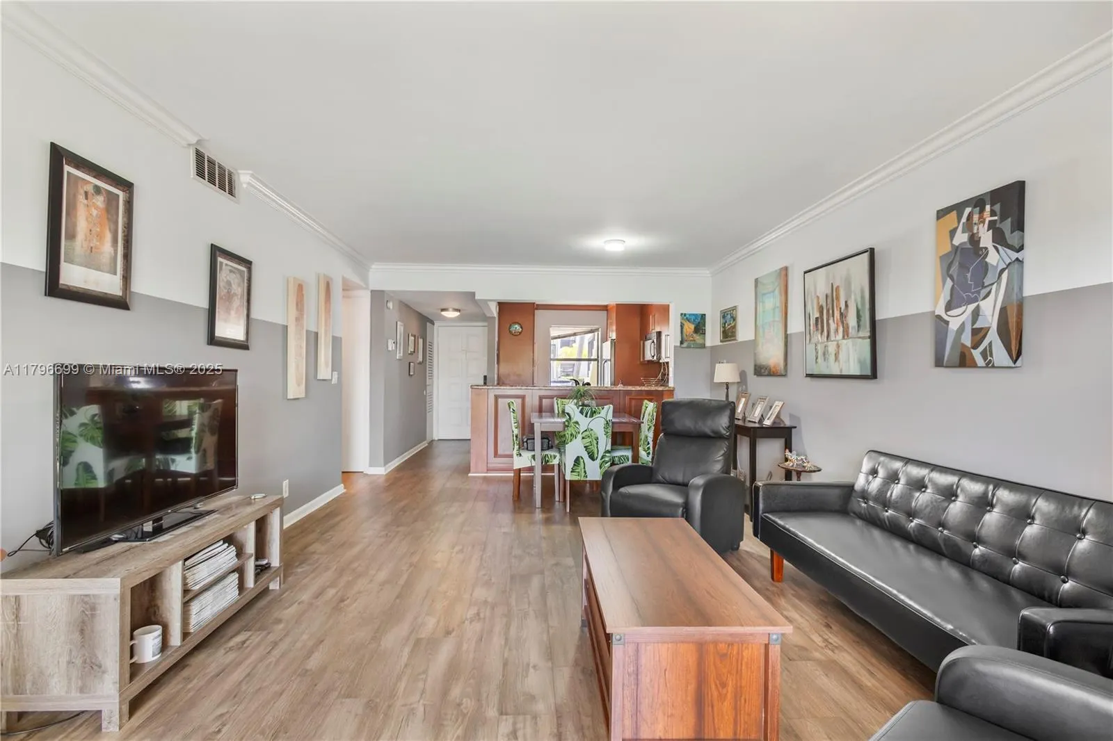 22053 Palms Way, #106