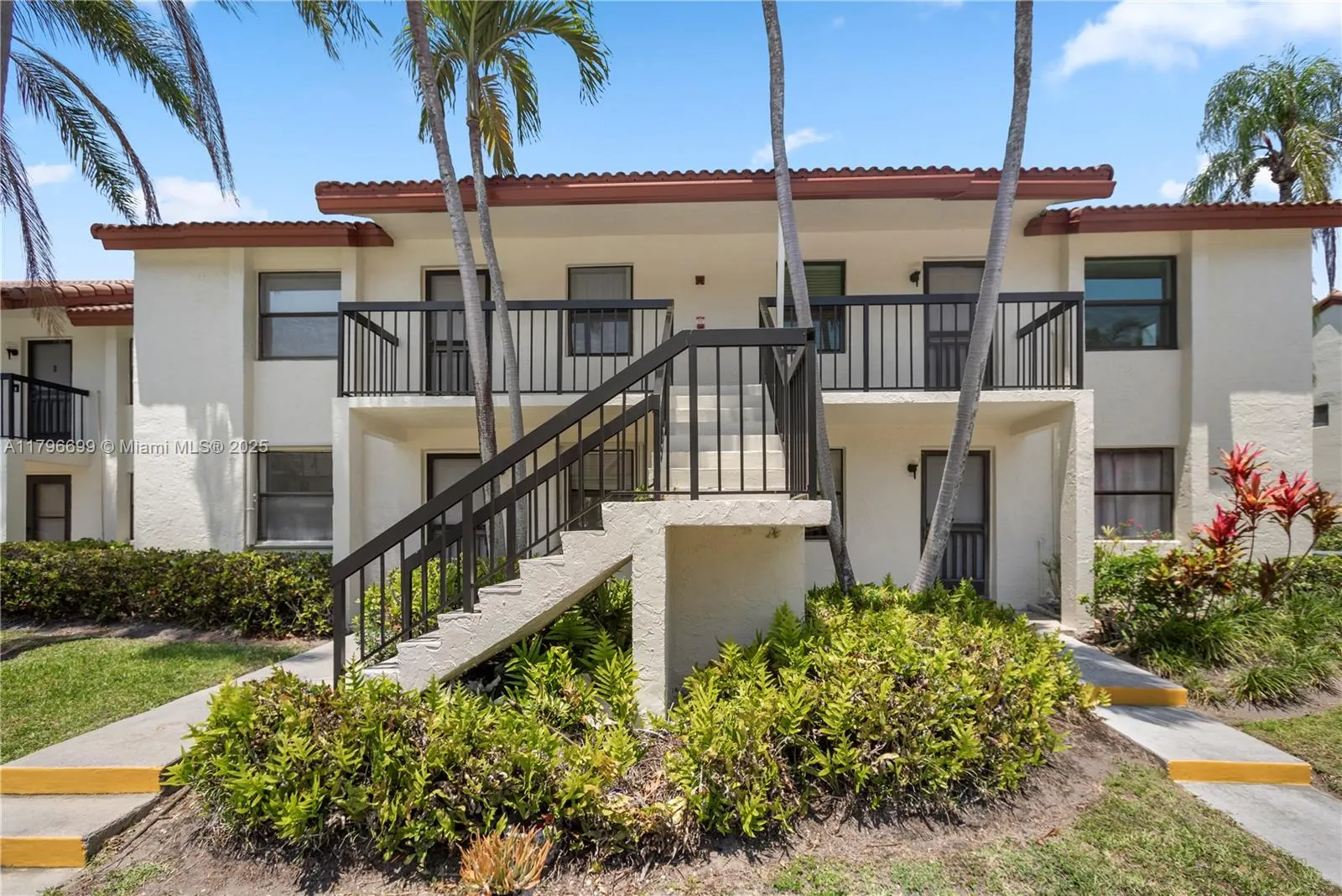 22053 Palms Way, #106