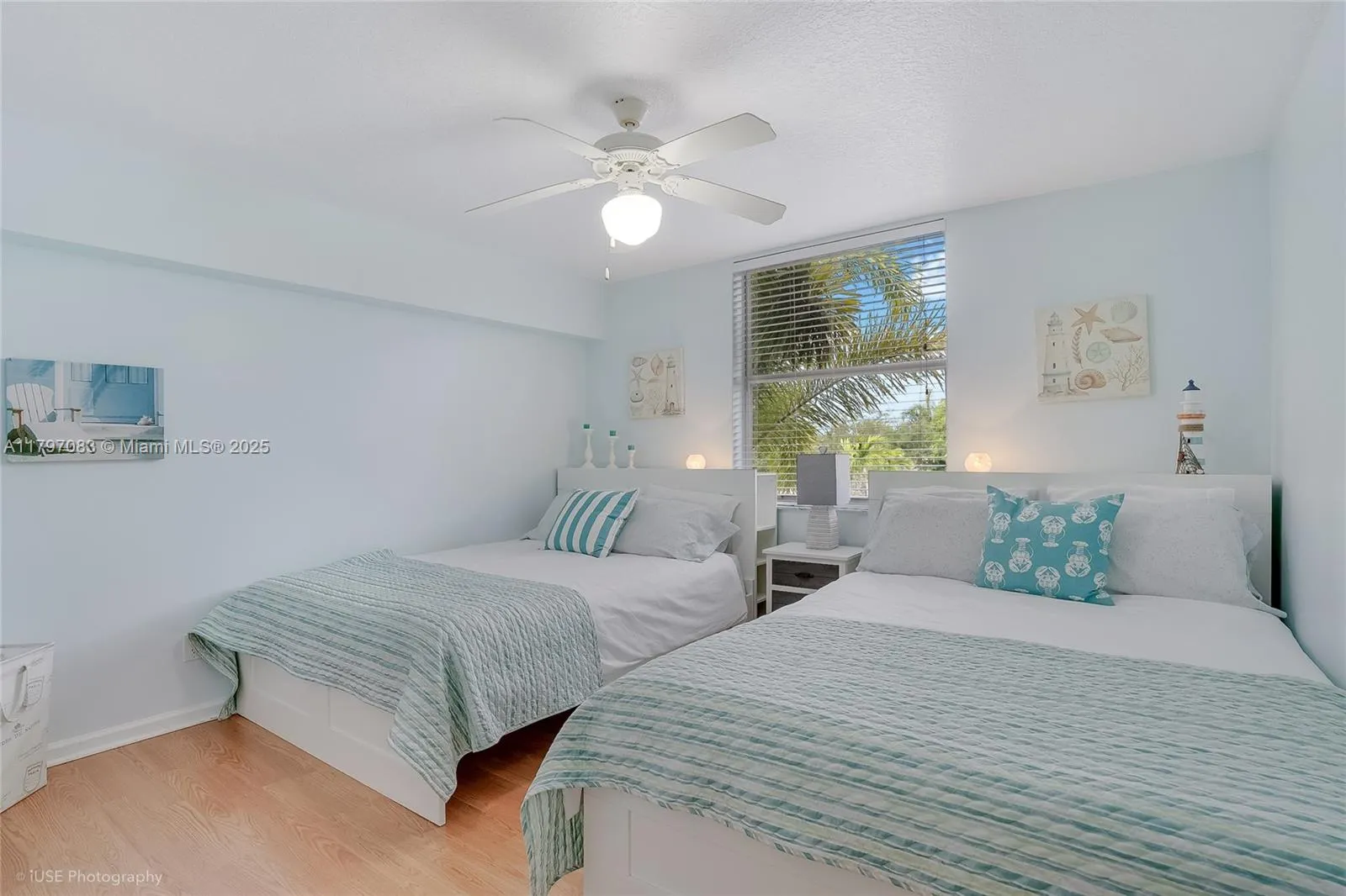 519 E Sheridan St, #3052