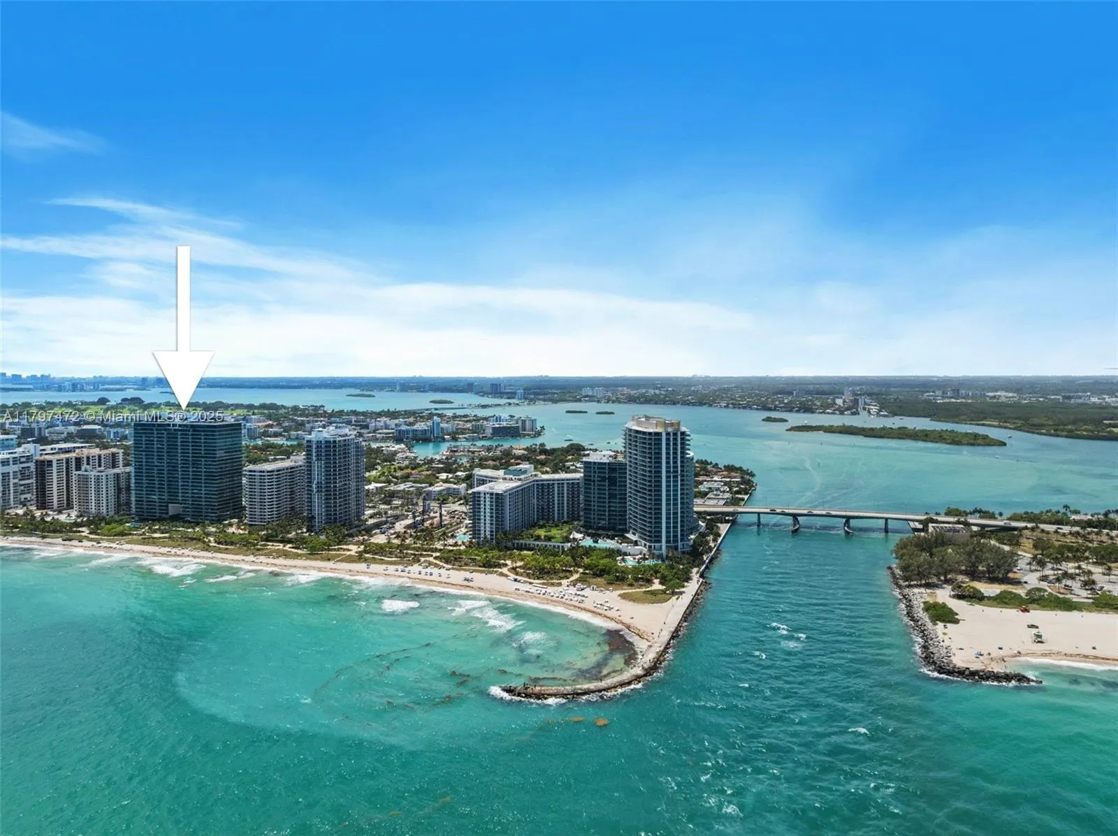 10201 Collins Ave, #303