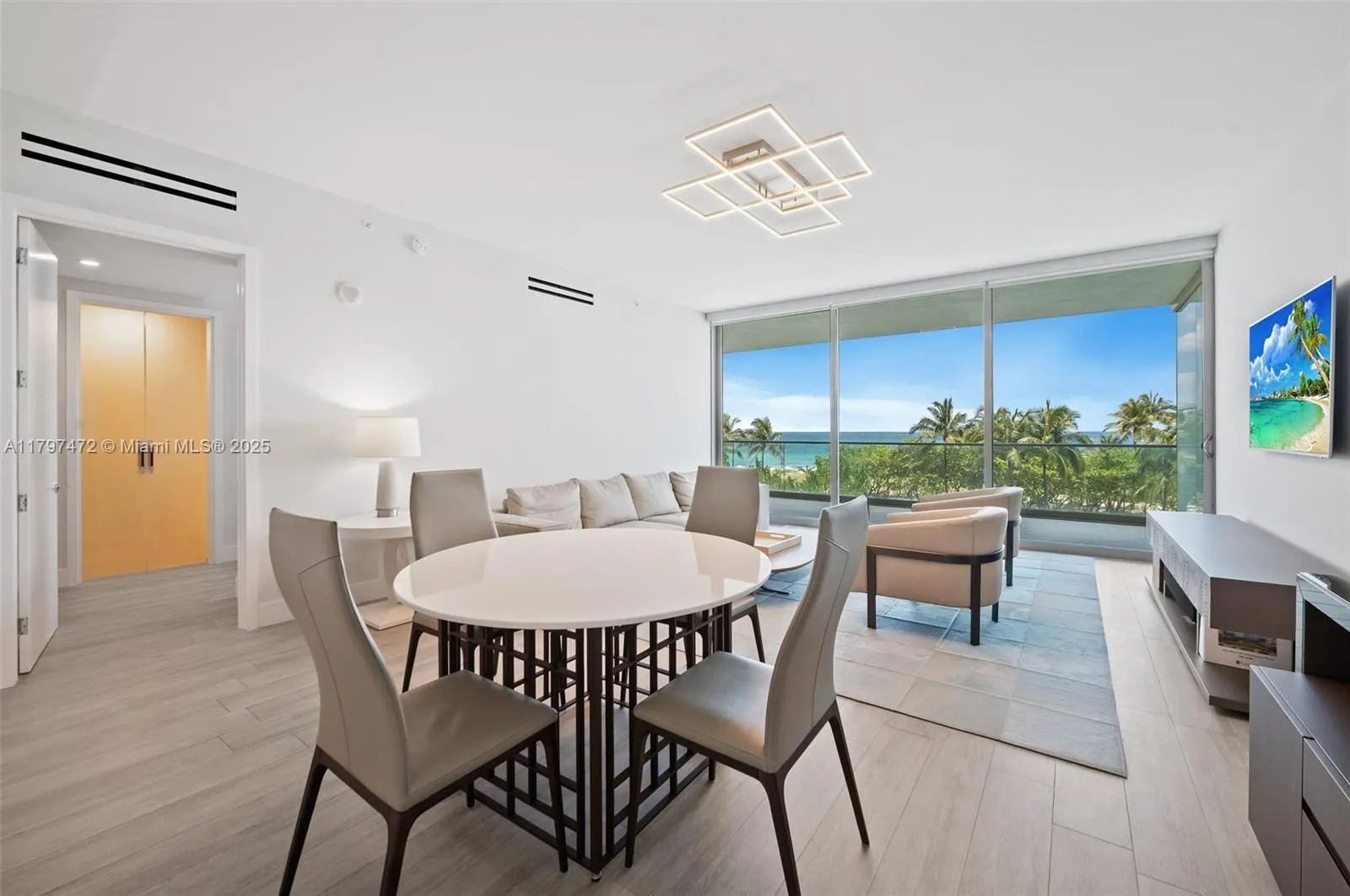10201 Collins Ave, #303