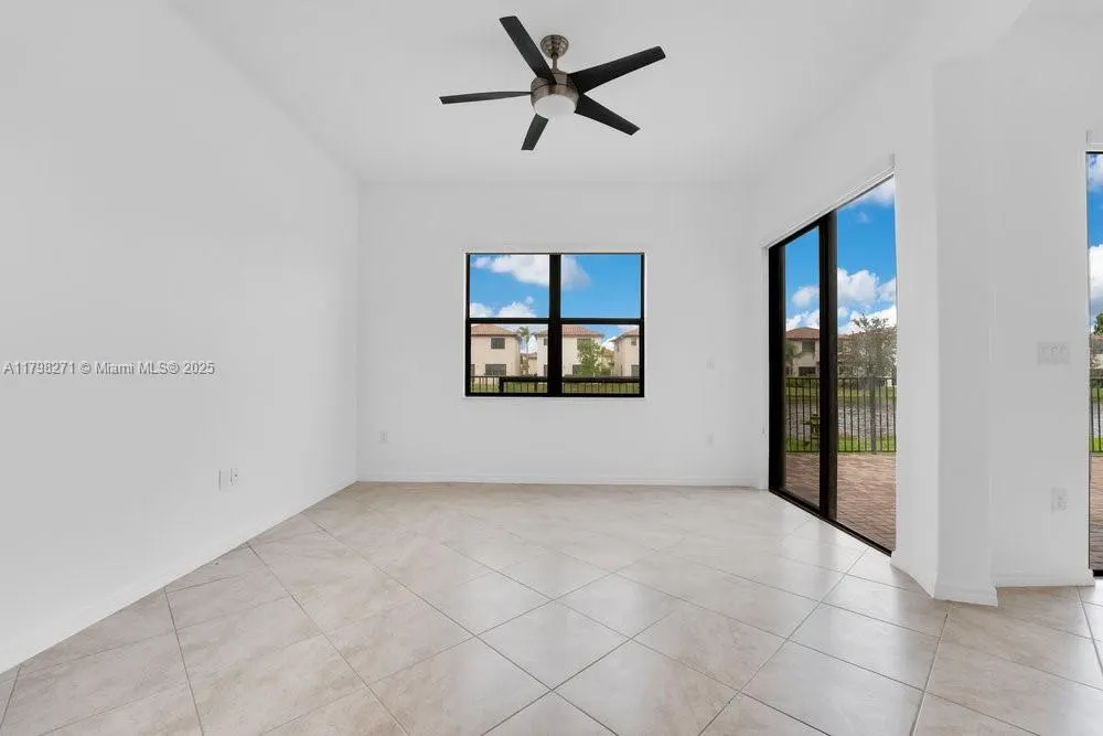5377 Cameron Dr, #5377