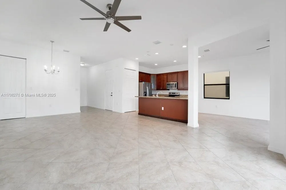 5377 Cameron Dr, #5377