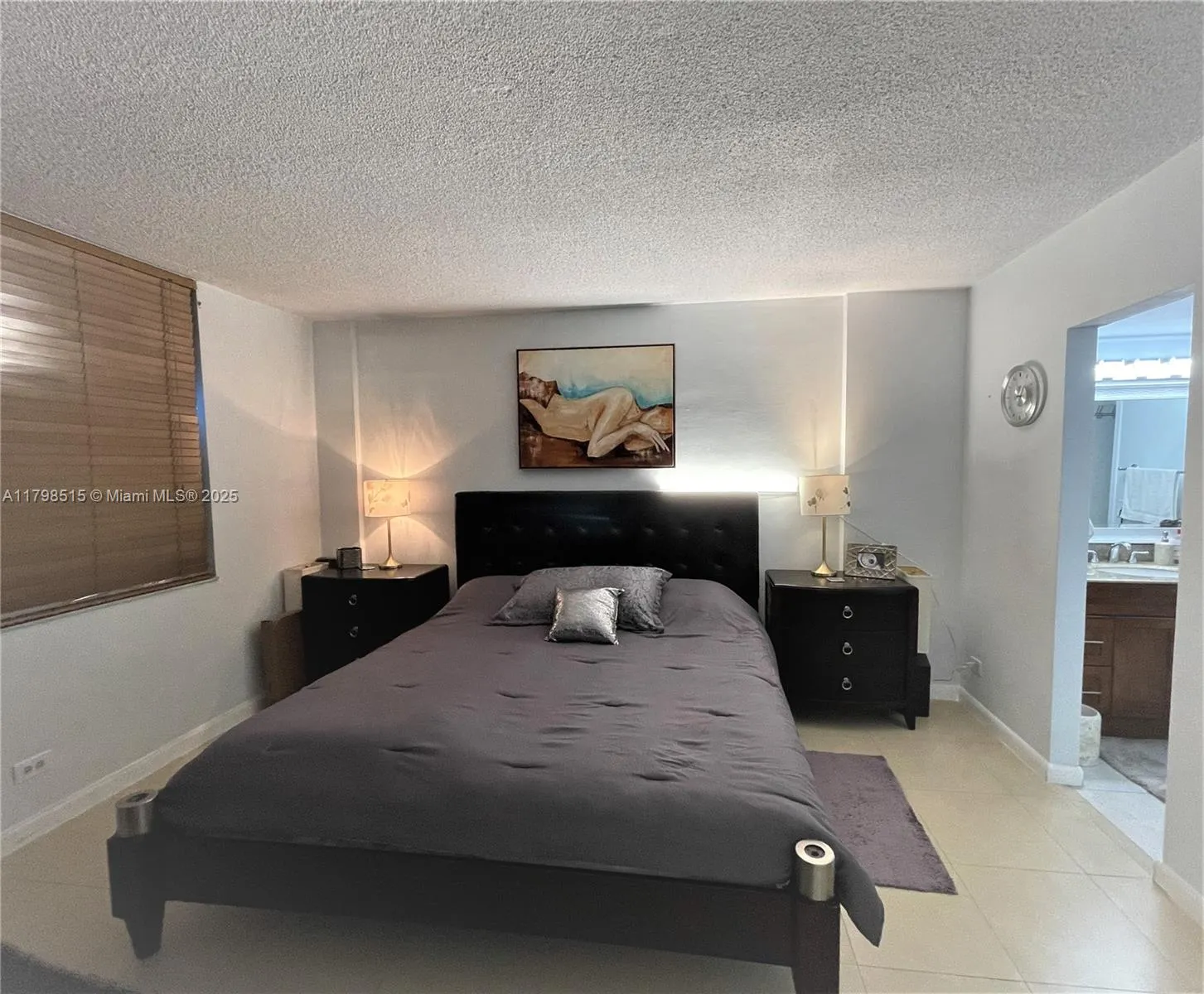 3660 NE 166th St, #307
