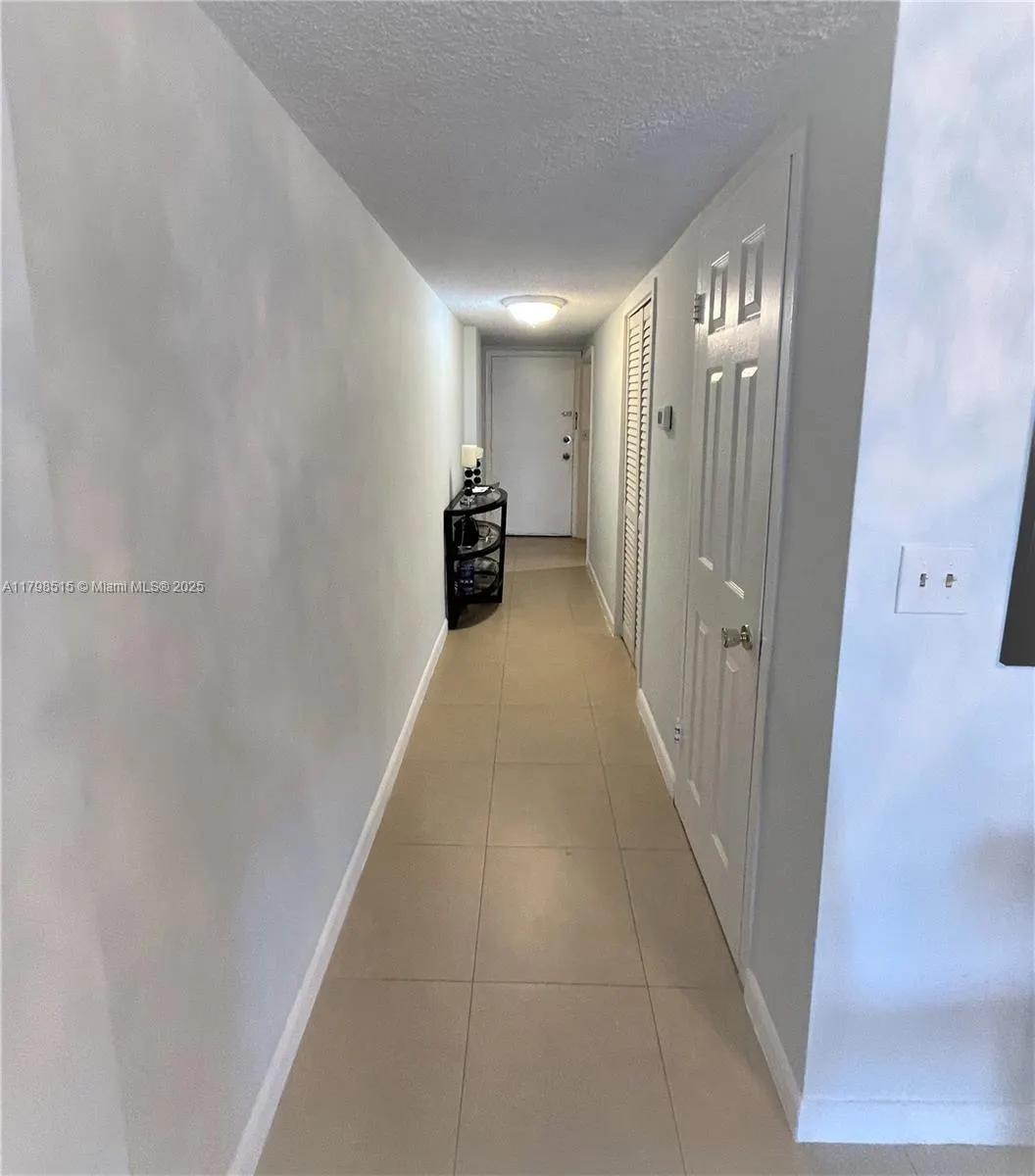 3660 NE 166th St, #307