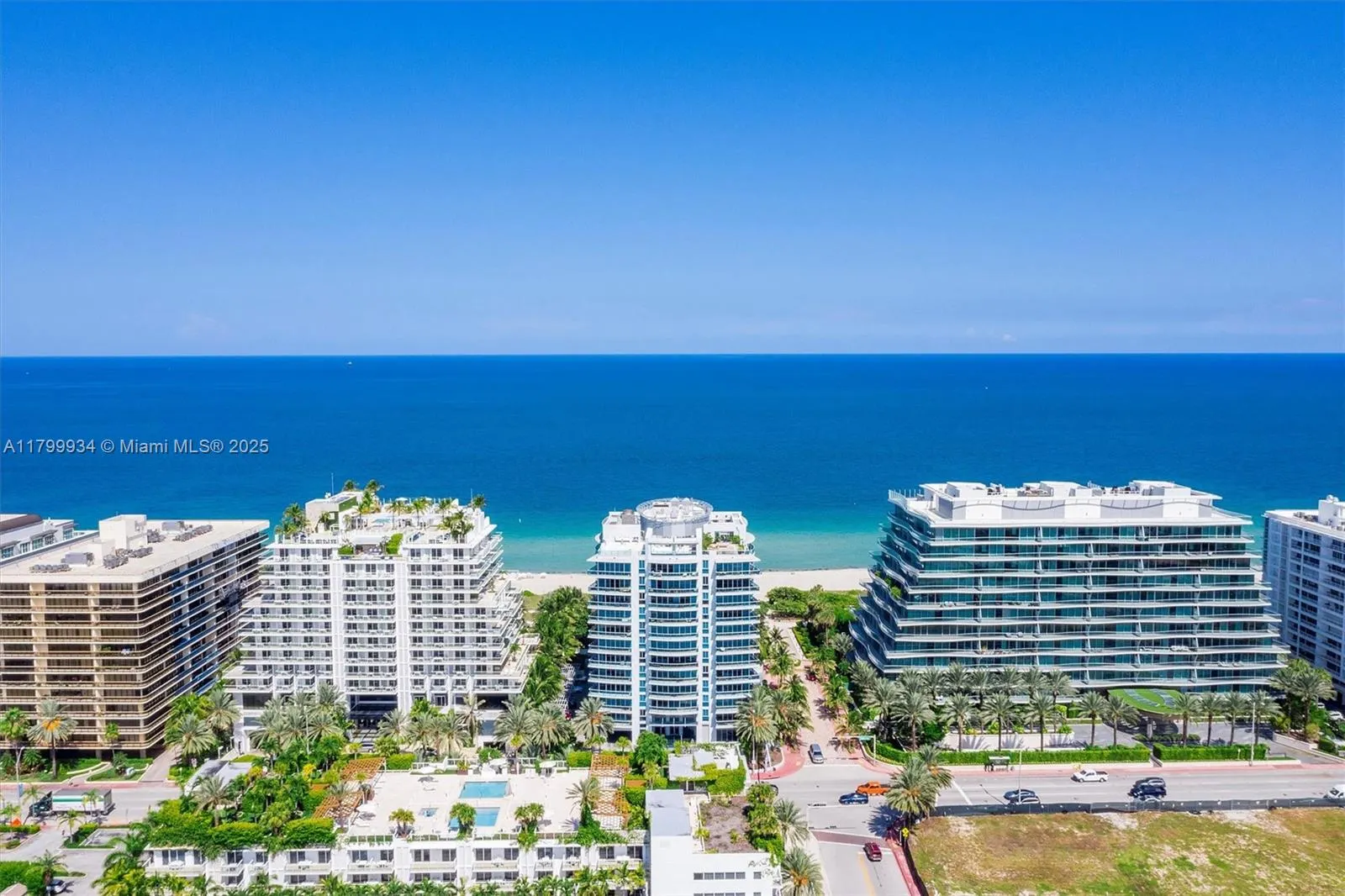 9401 Collins Ave, #505