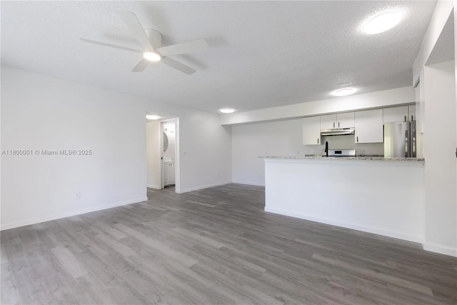 2094 Arbour Walk, #318
