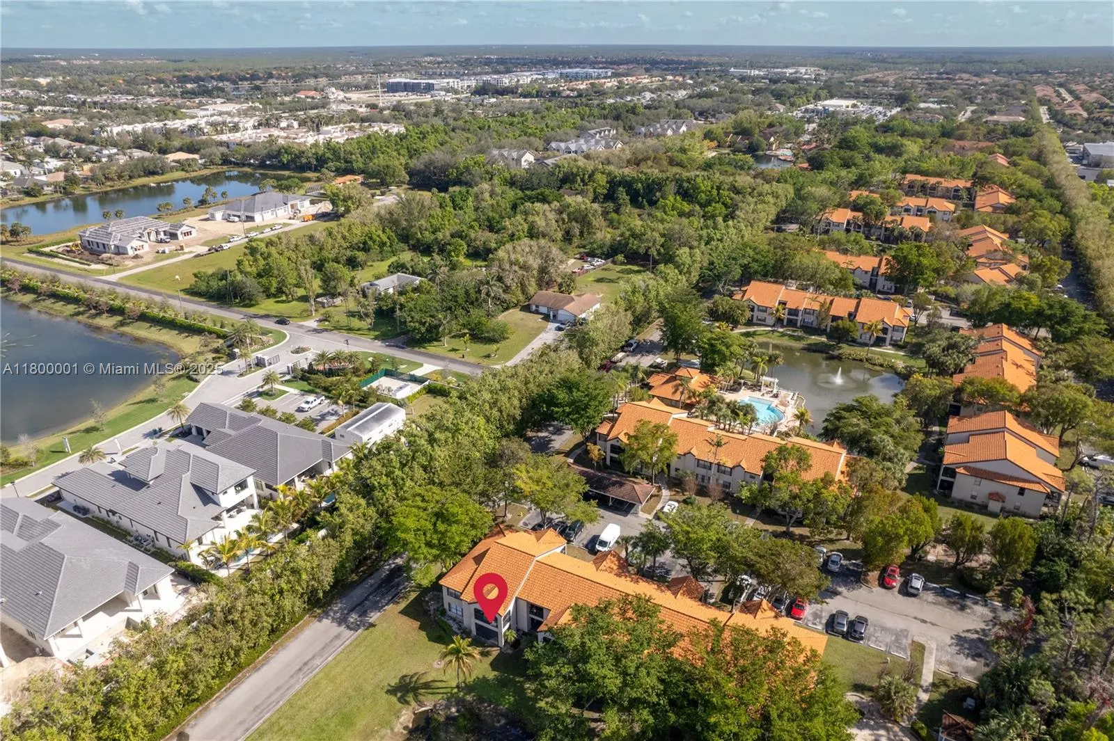 2094 Arbour Walk, #318