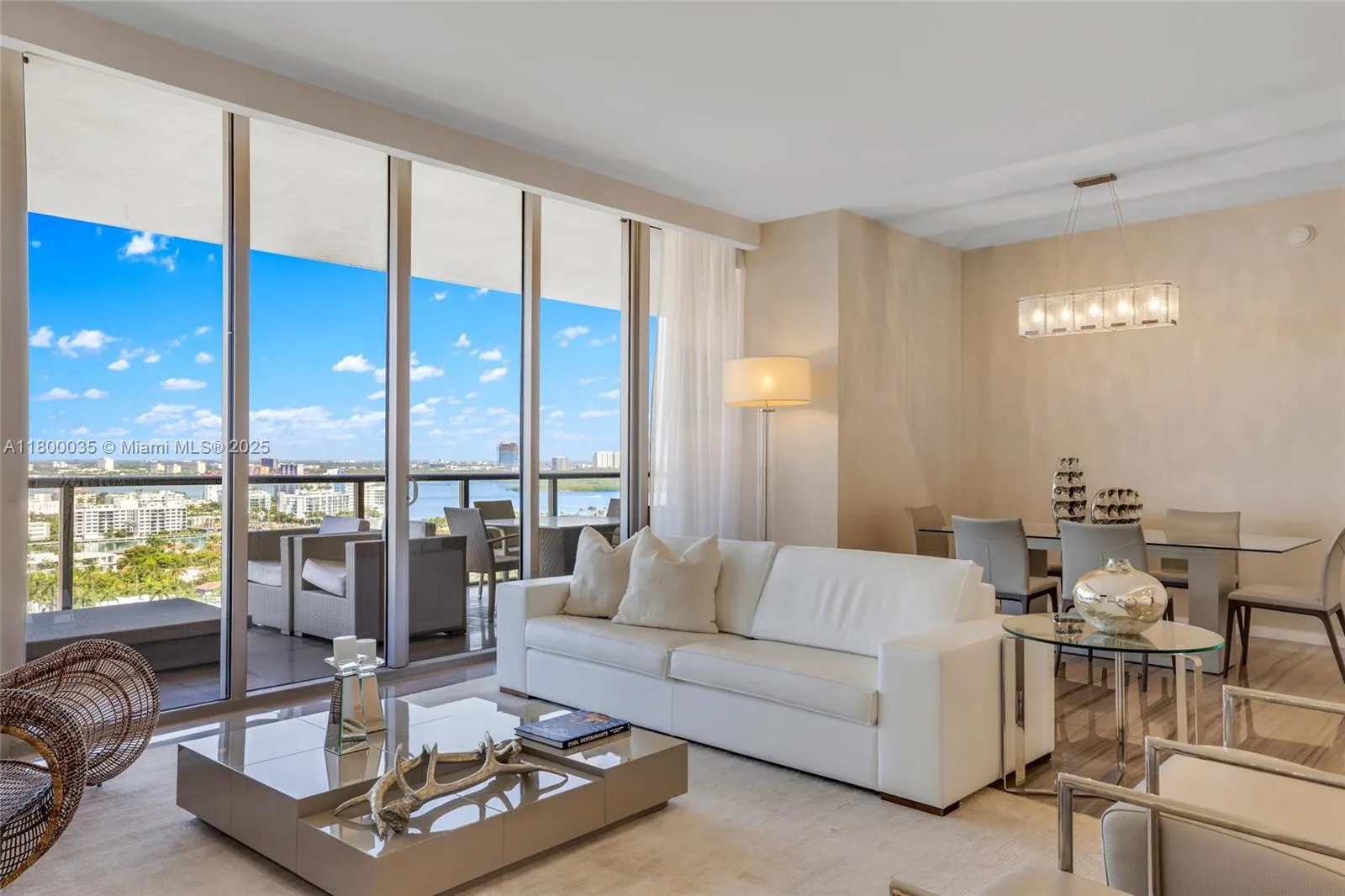 9705 Collins Ave, #1805N