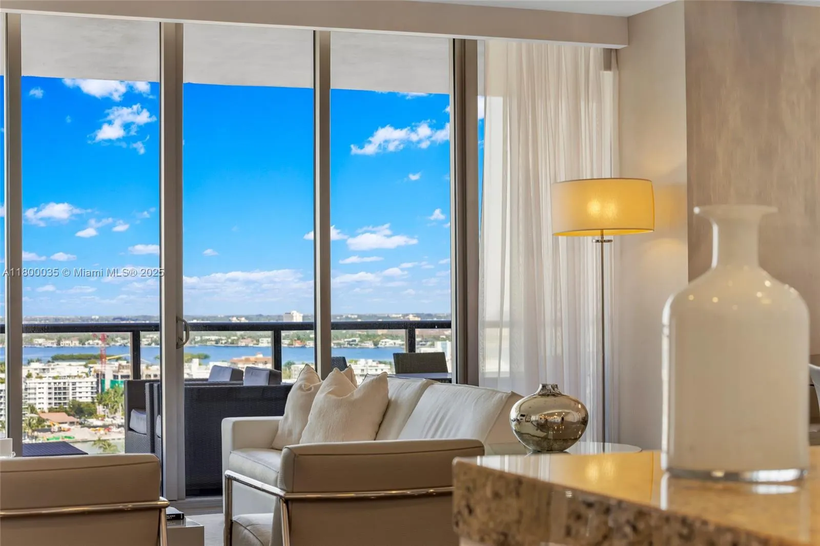 9705 Collins Ave, #1805N