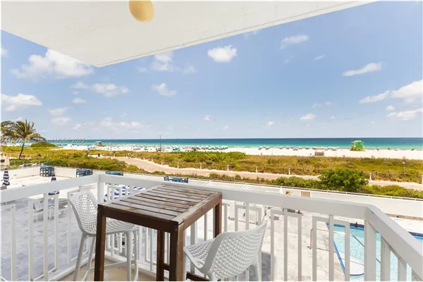 401 Ocean Dr