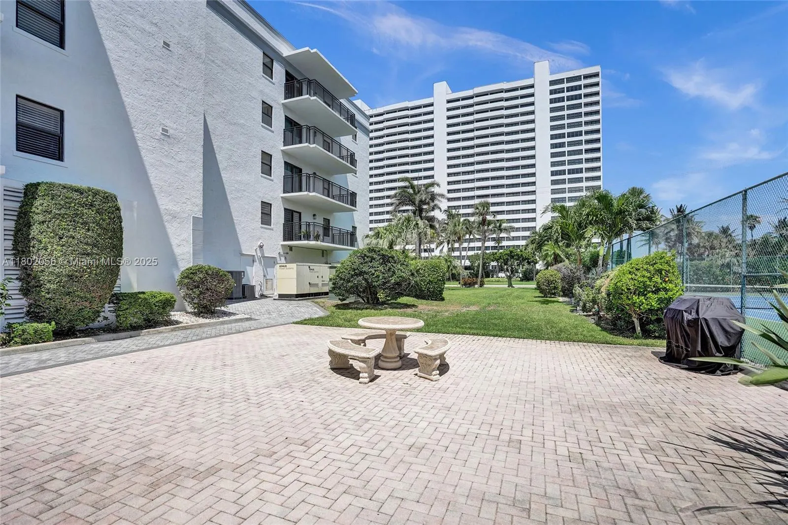 2679 S Ocean Blvd, #2B