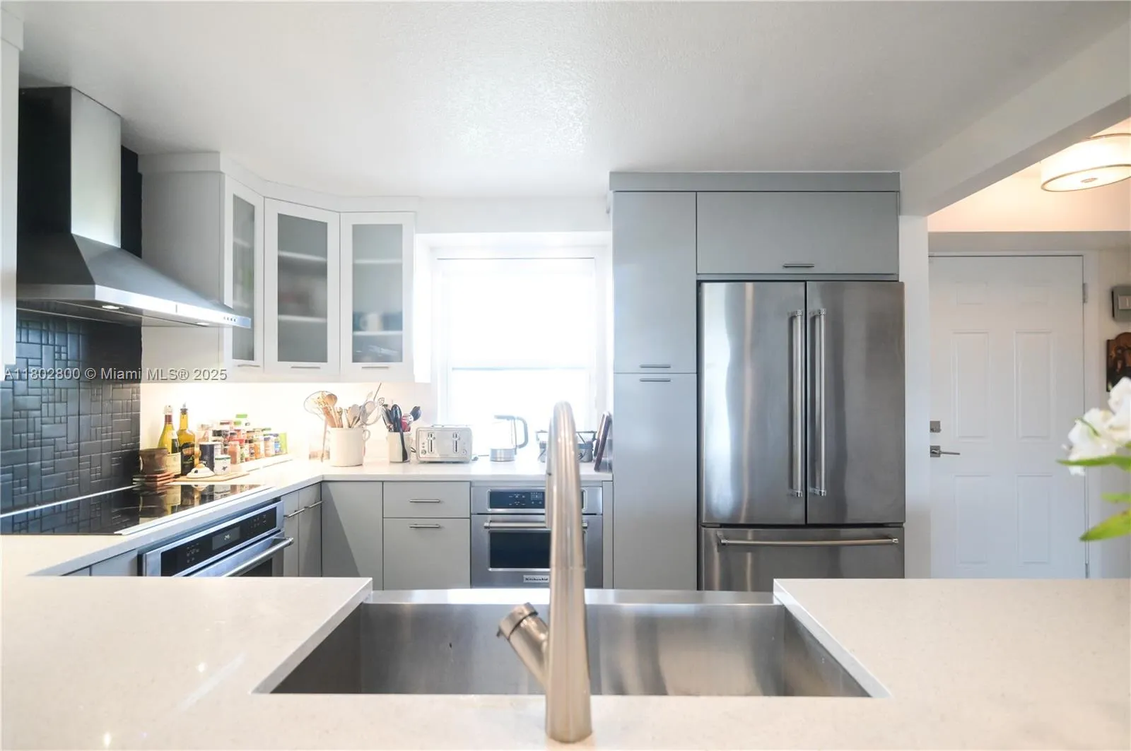 401 SE 3rd St, #403