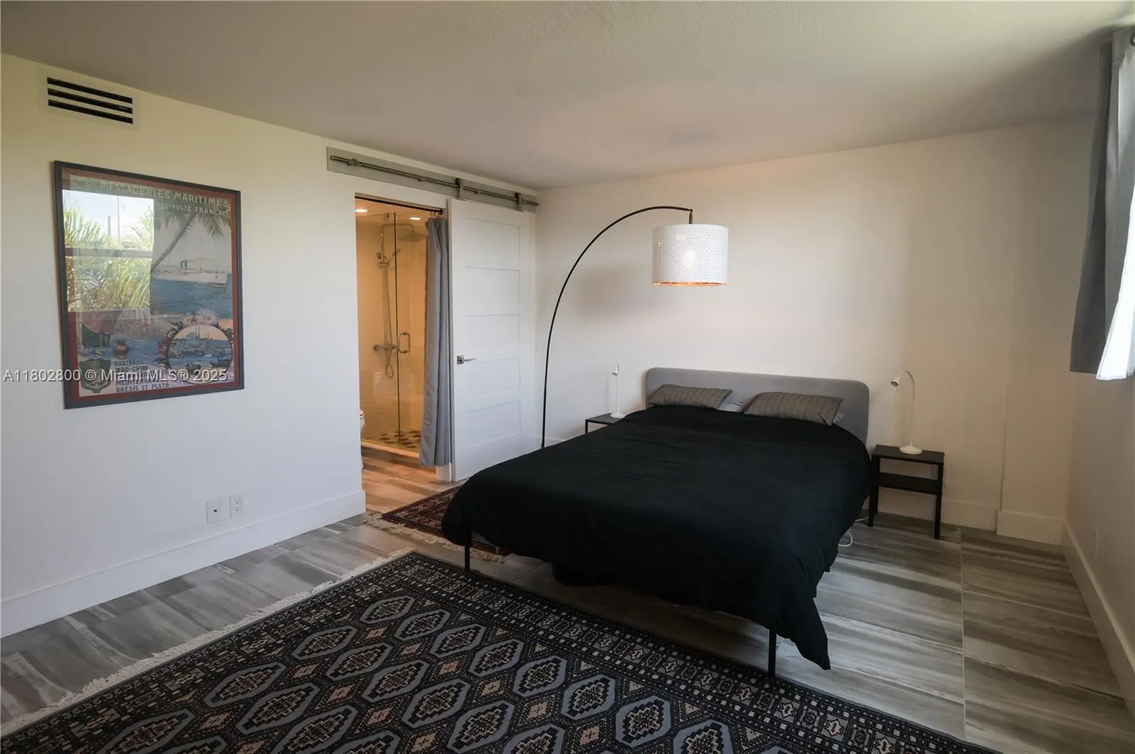 401 SE 3rd St, #403