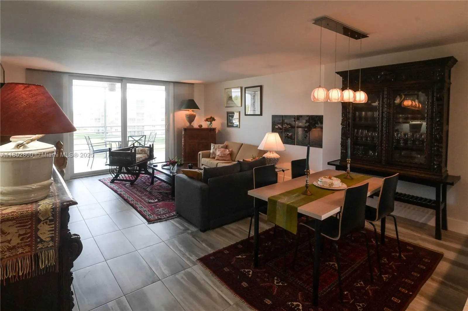 401 SE 3rd St, #403
