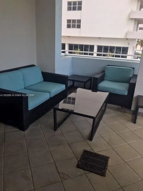 9172 Collins Ave, #12