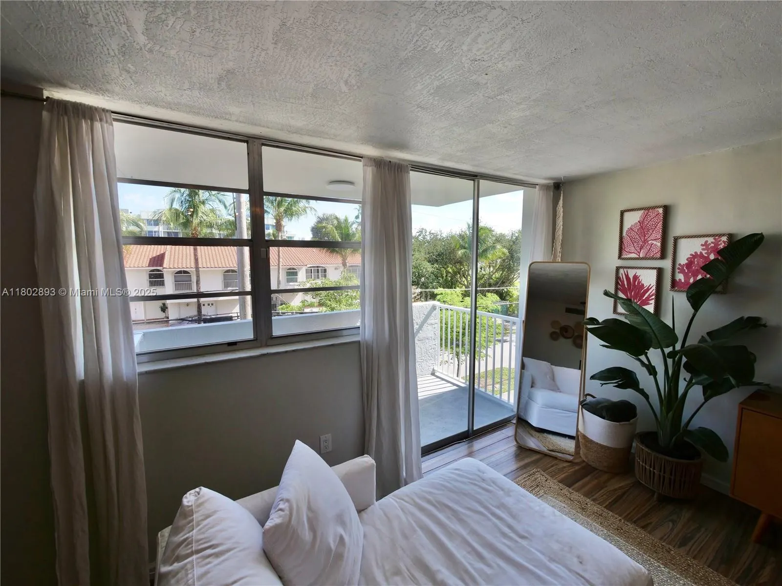 16518 NE 26th Ave, #305
