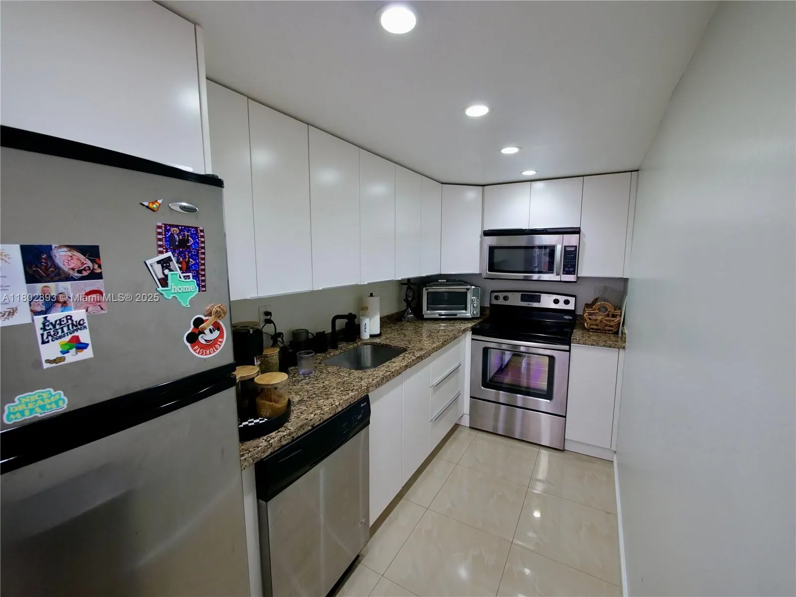 16518 NE 26th Ave, #305