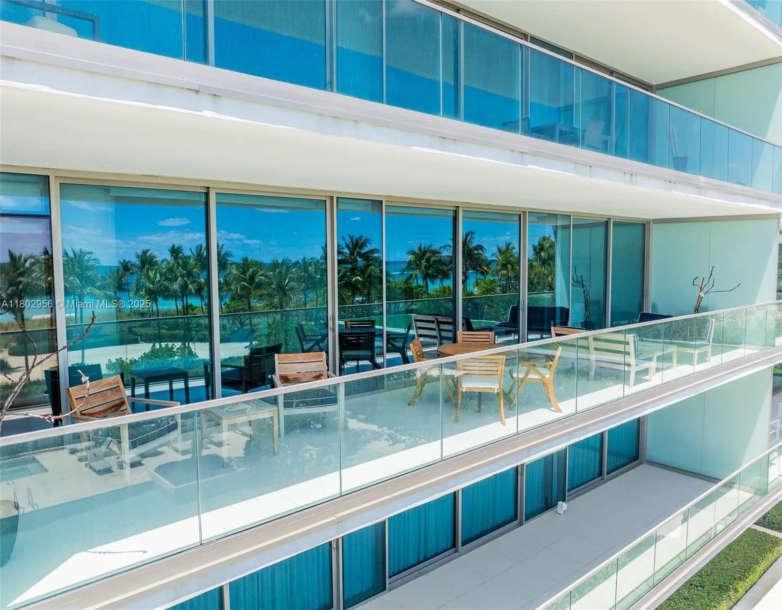10203 Collins Ave, #302