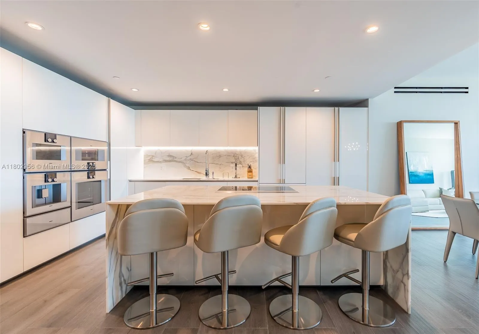 10203 Collins Ave, #302