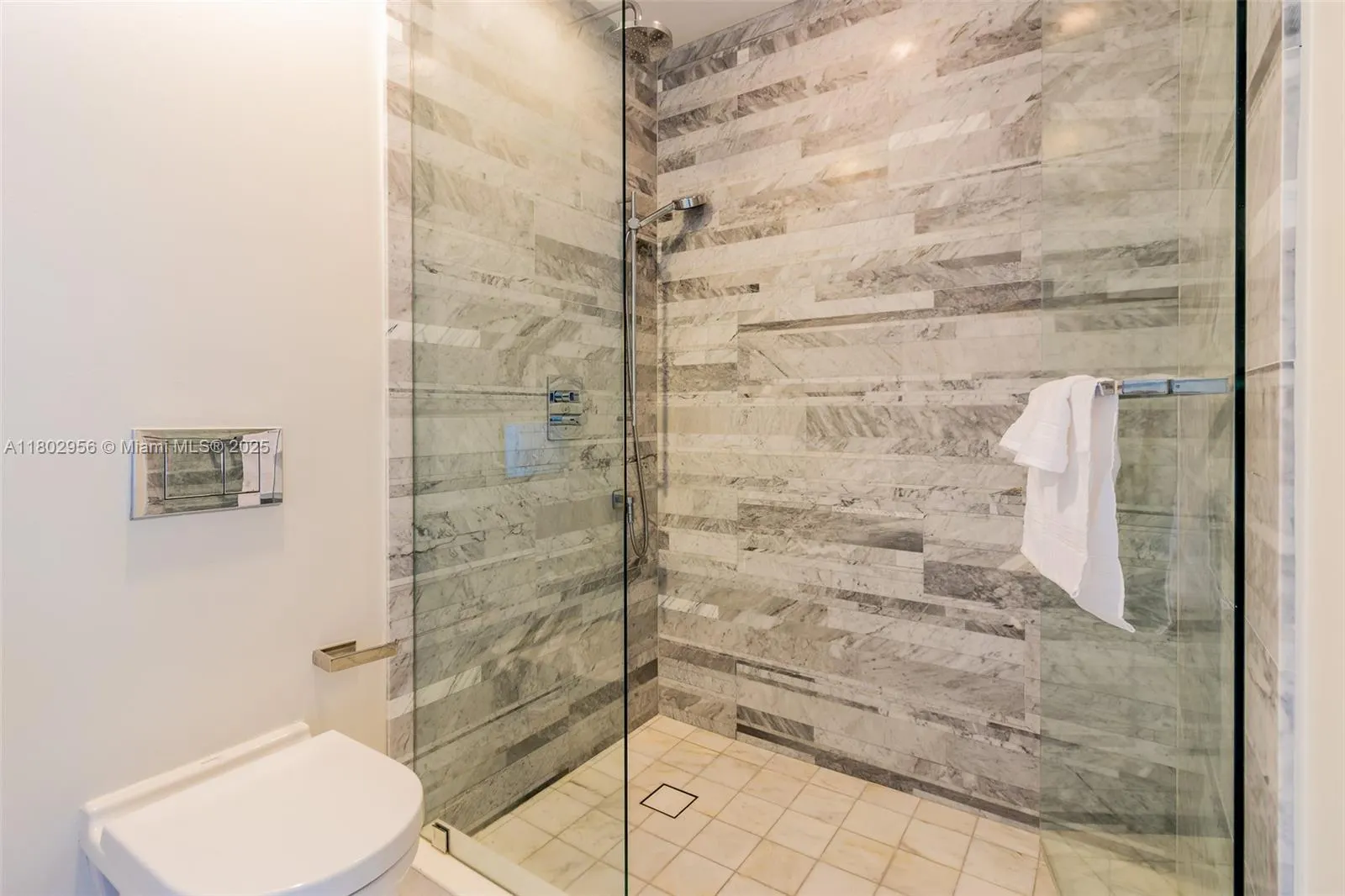 10203 Collins Ave, #302