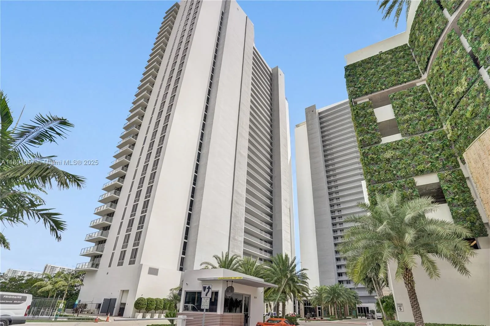 16385 Biscayne Blvd, #3217