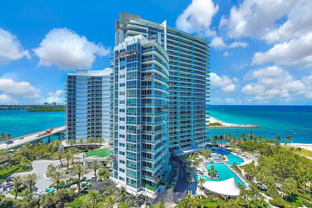 10275 Collins Ave, #1506